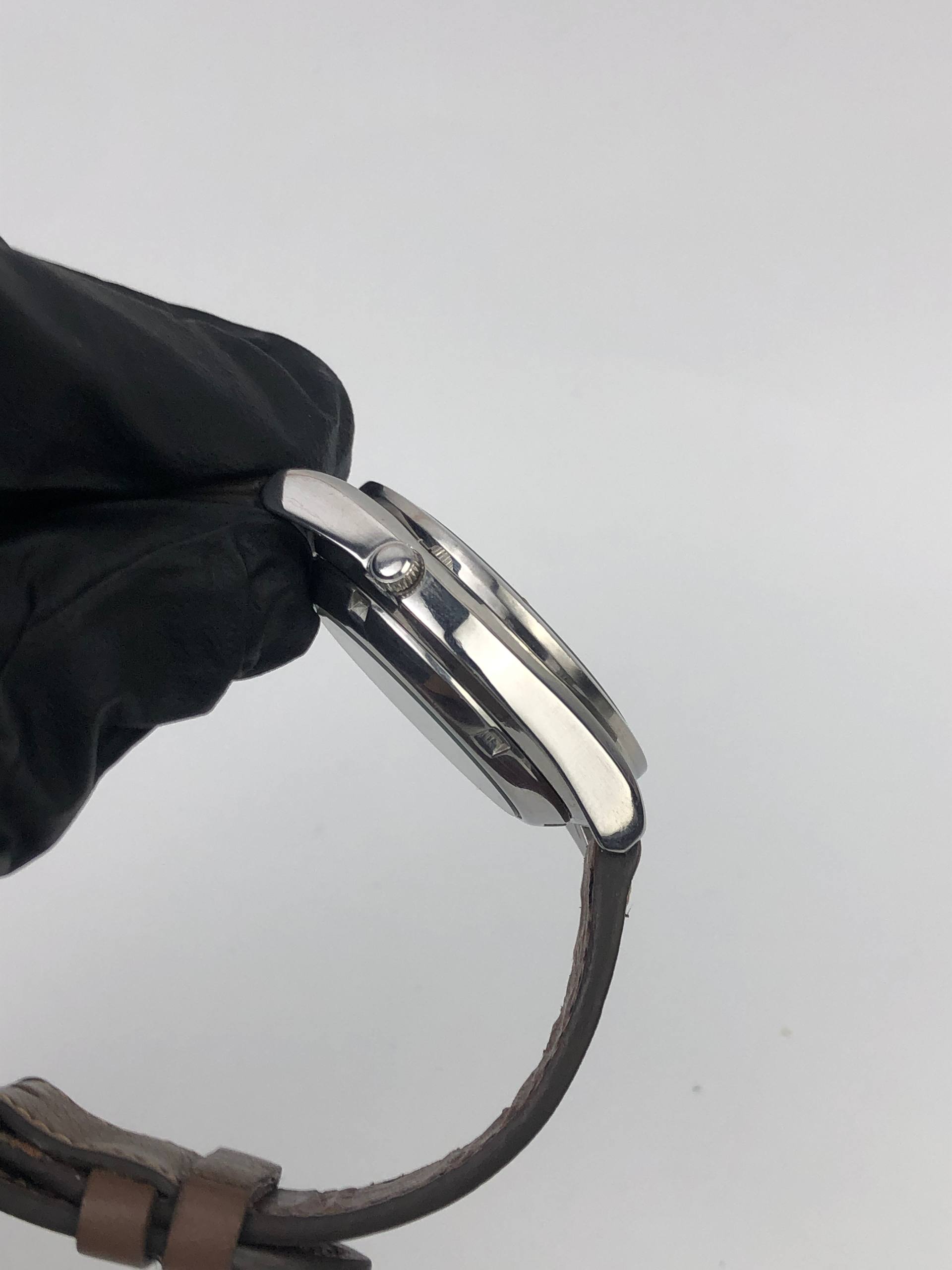 SEIKO 5 AUTOMATIC 21 JEWELS 7S26-0970 MADE IN JAPAN SILVER GUILLOCHÉ DIAL - Gambar 5