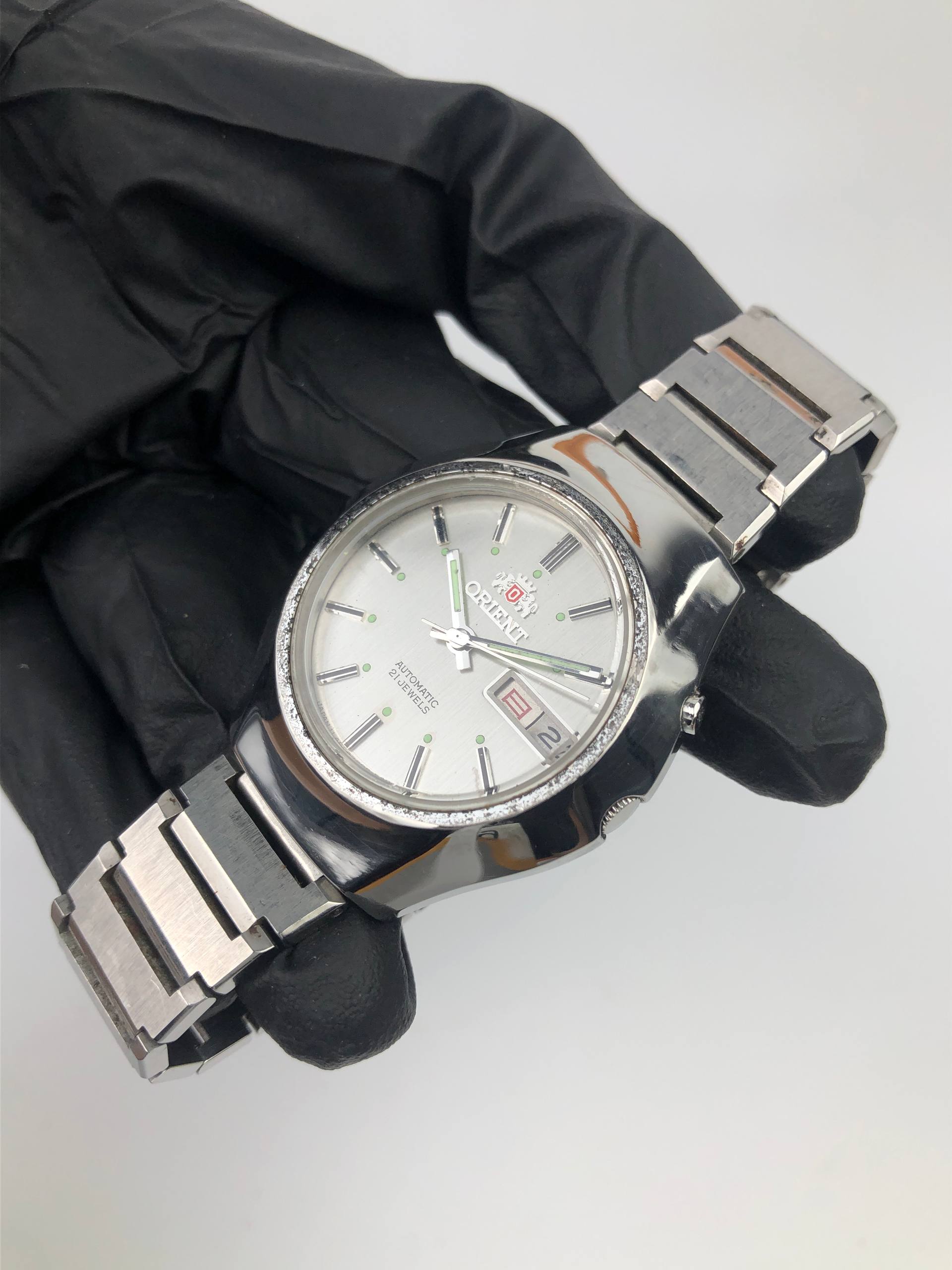 ORIENT AUTOMATIC 21 JEWELS HA69134-6A ORIGINAL SILVER DIAL VINTAGE JAPAN MEN’S WATCH - Gambar 2