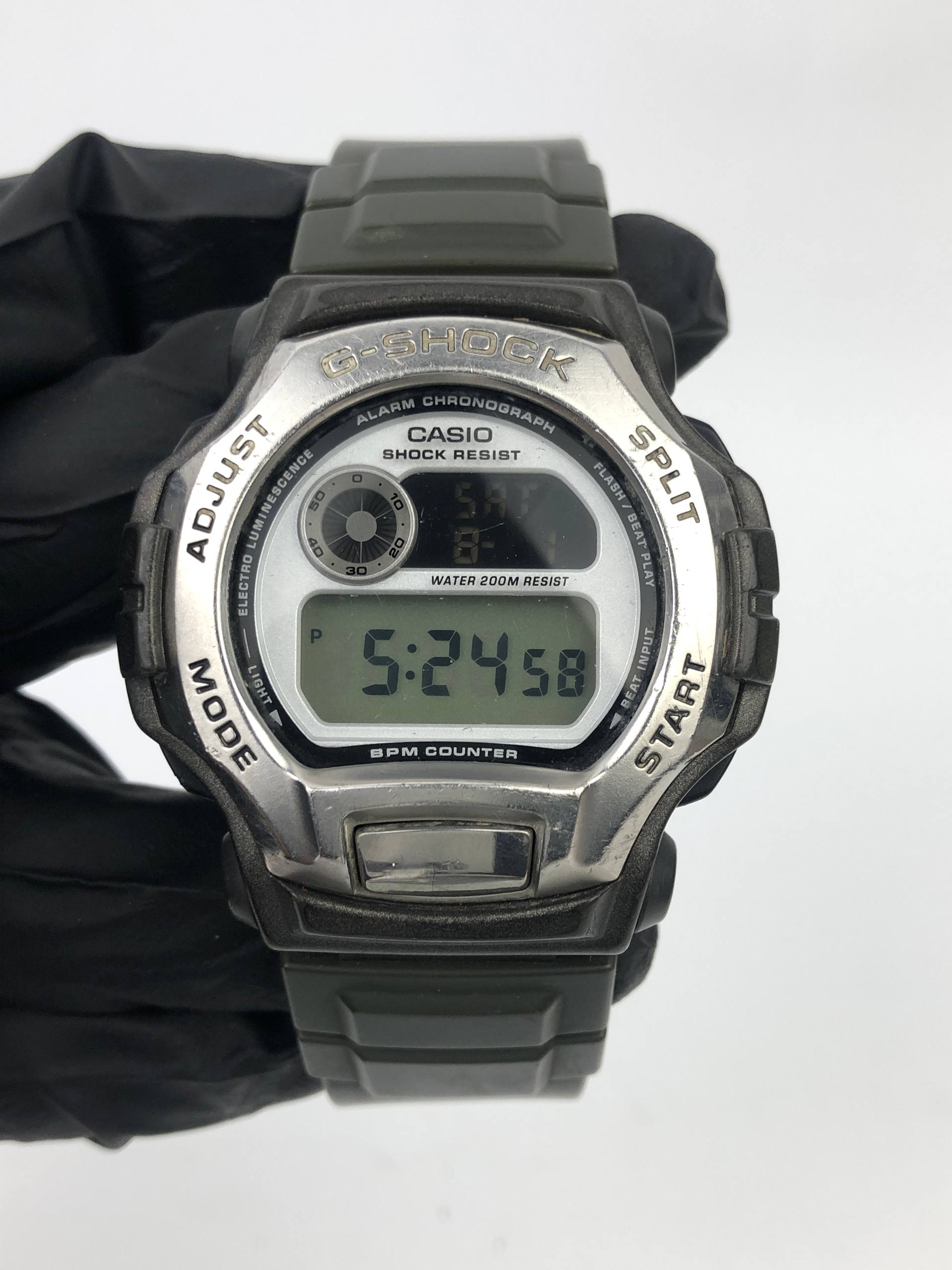 VINTAGE G-SHOCK DWM-101 DIGITAL ORIGINAL 200M SHOCK RESIST WATCH - Gambar 2