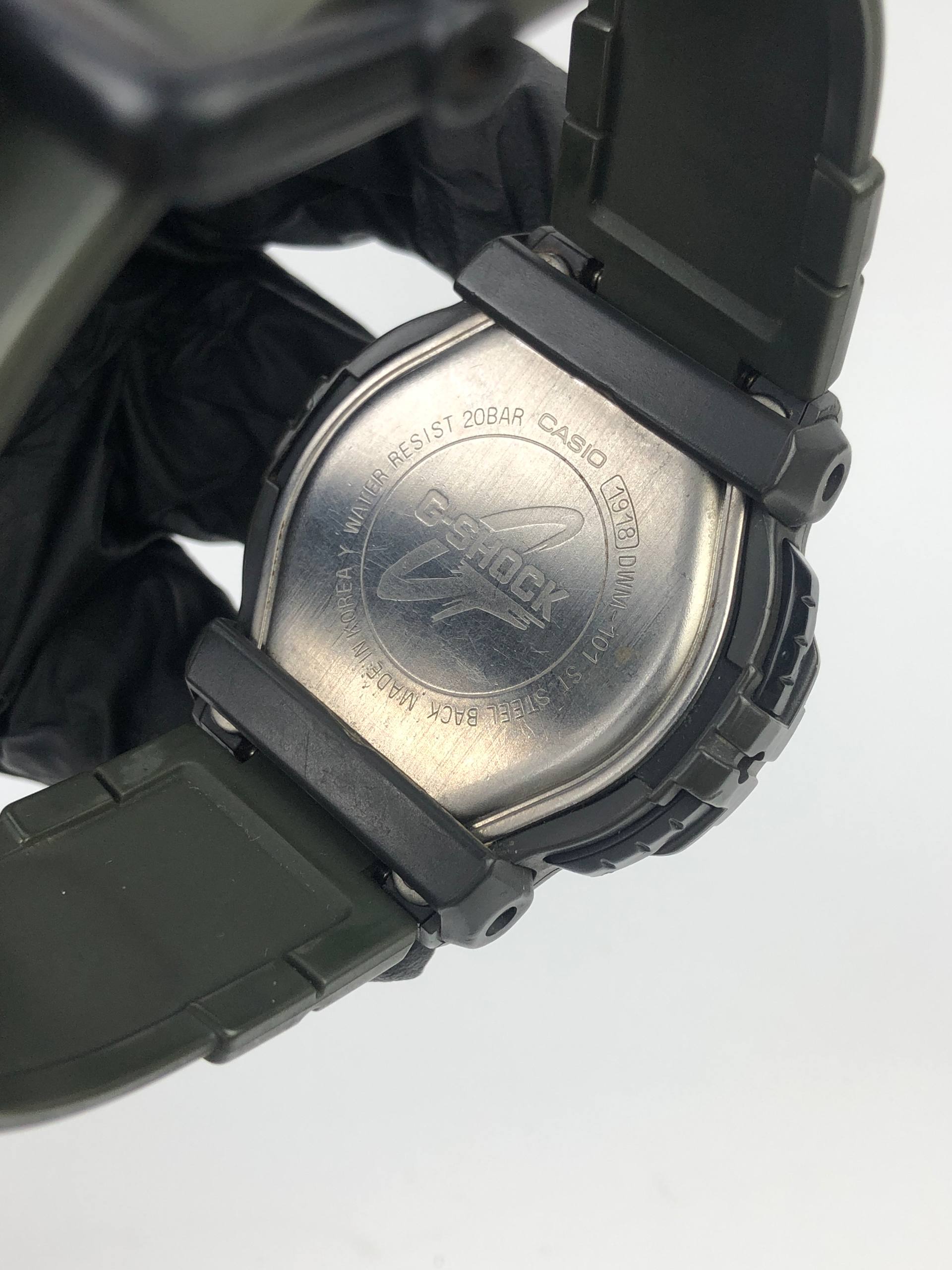 VINTAGE G-SHOCK DWM-101 DIGITAL ORIGINAL 200M SHOCK RESIST WATCH - Gambar 7