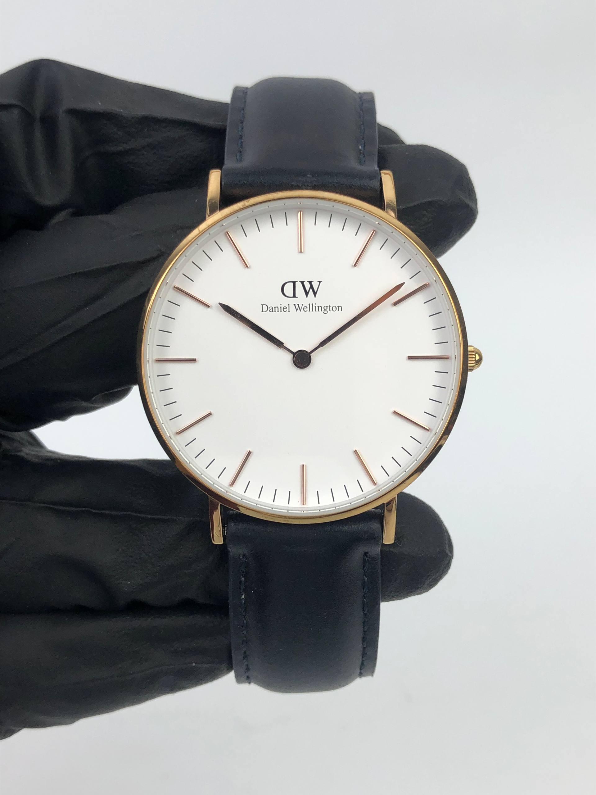 DANIEL WELLINGTON CLASSIC BRISTOL 40MM ROSE GOLD WHITE DIAL ORIGINAL - Gambar 2