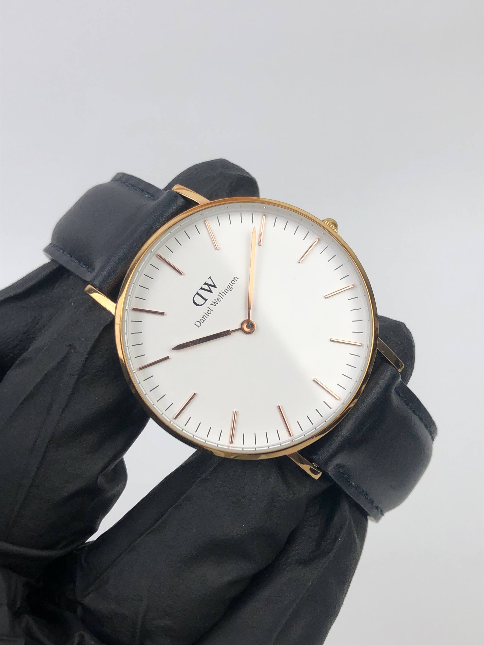DANIEL WELLINGTON CLASSIC BRISTOL 40MM ROSE GOLD WHITE DIAL ORIGINAL - Gambar 4