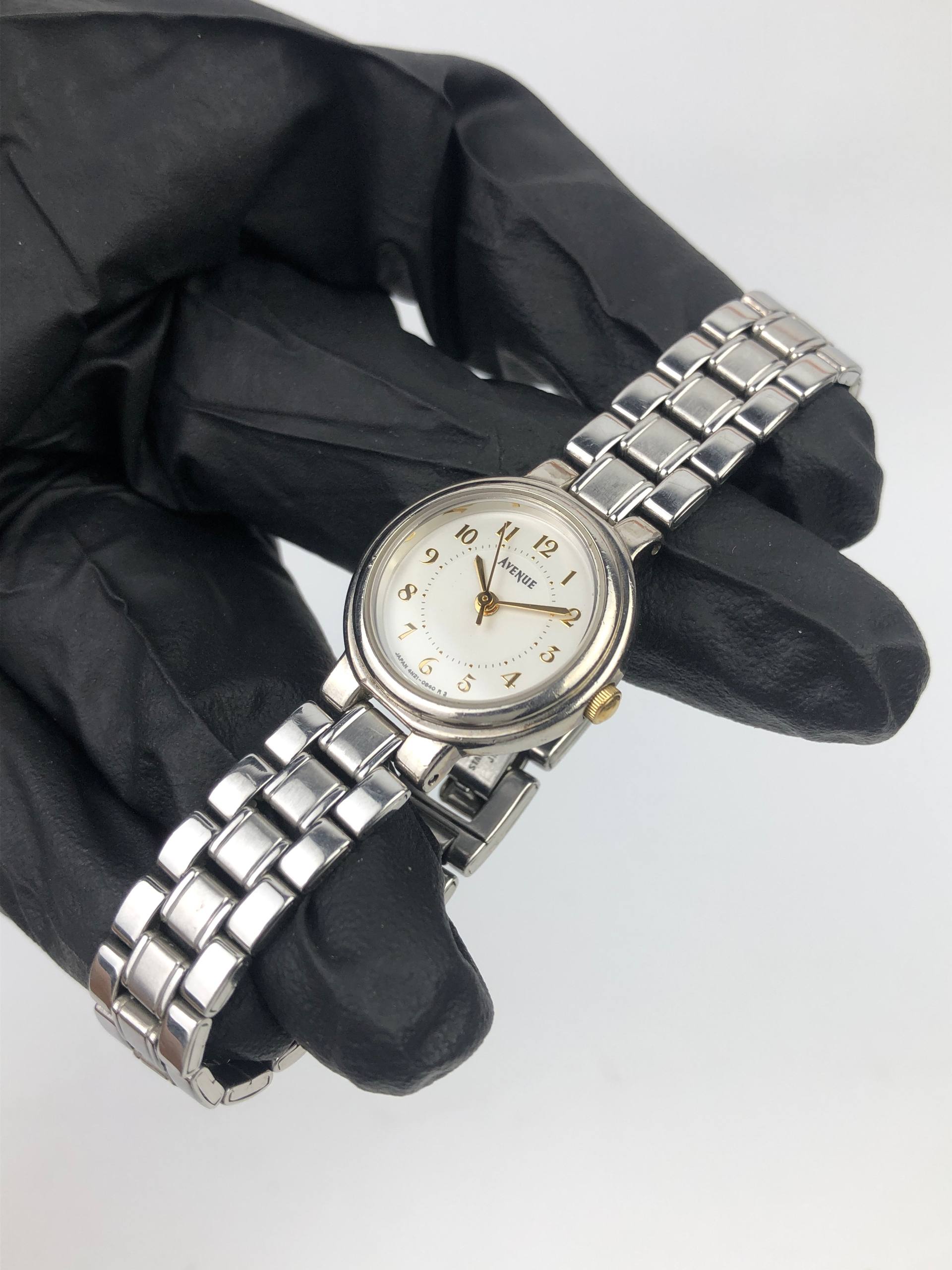 SEIKO AVENUE 4N25-0040 LADIES WHITE DIAL QUARTZ JAPAN ORIGINAL - Gambar 3