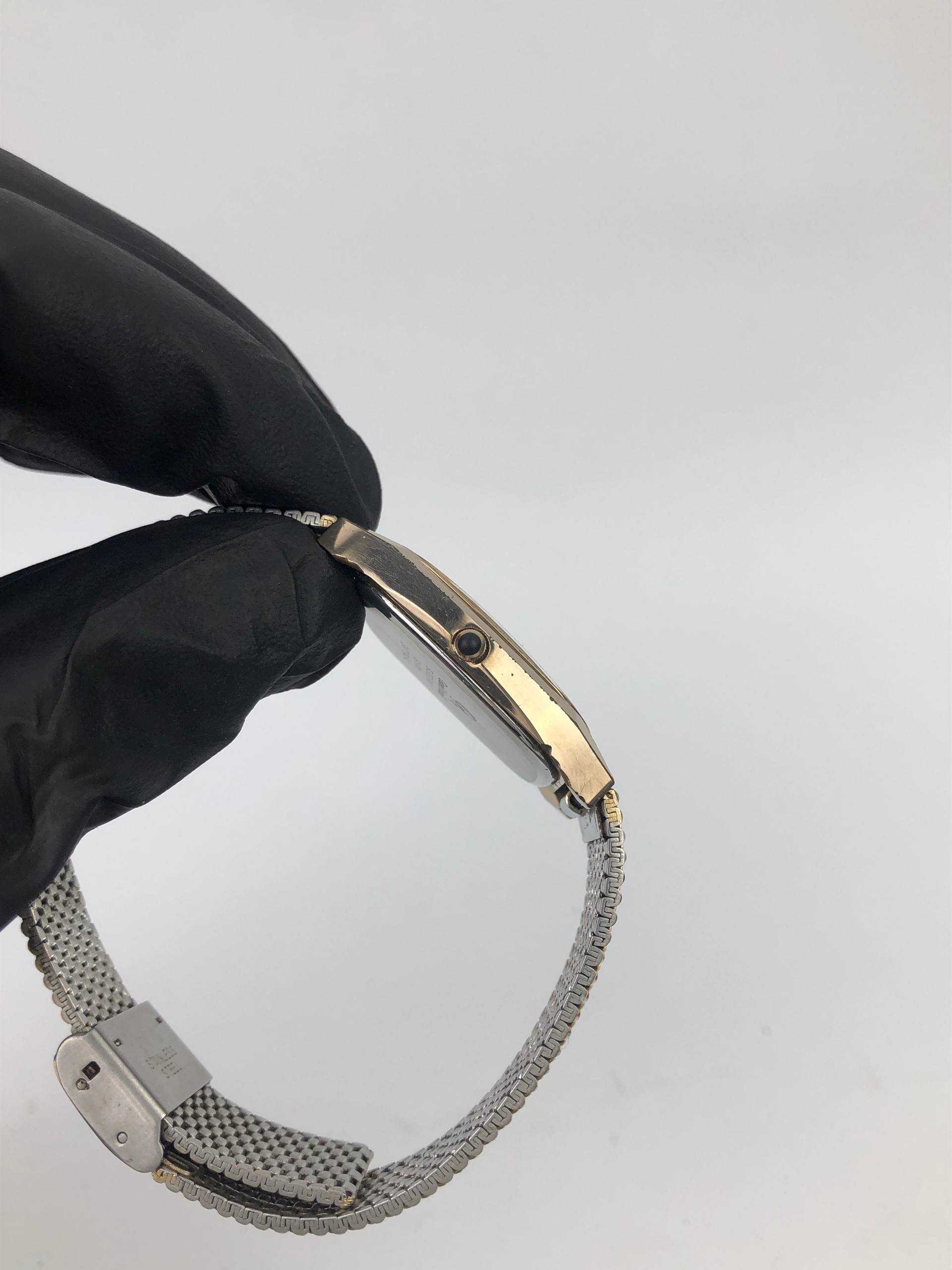 GIANNI ACCORDI GA QUARTZ GUILLOCHE CHAMPAGNE DIAL INTEGRATED MESH BRACELET - Gambar 5
