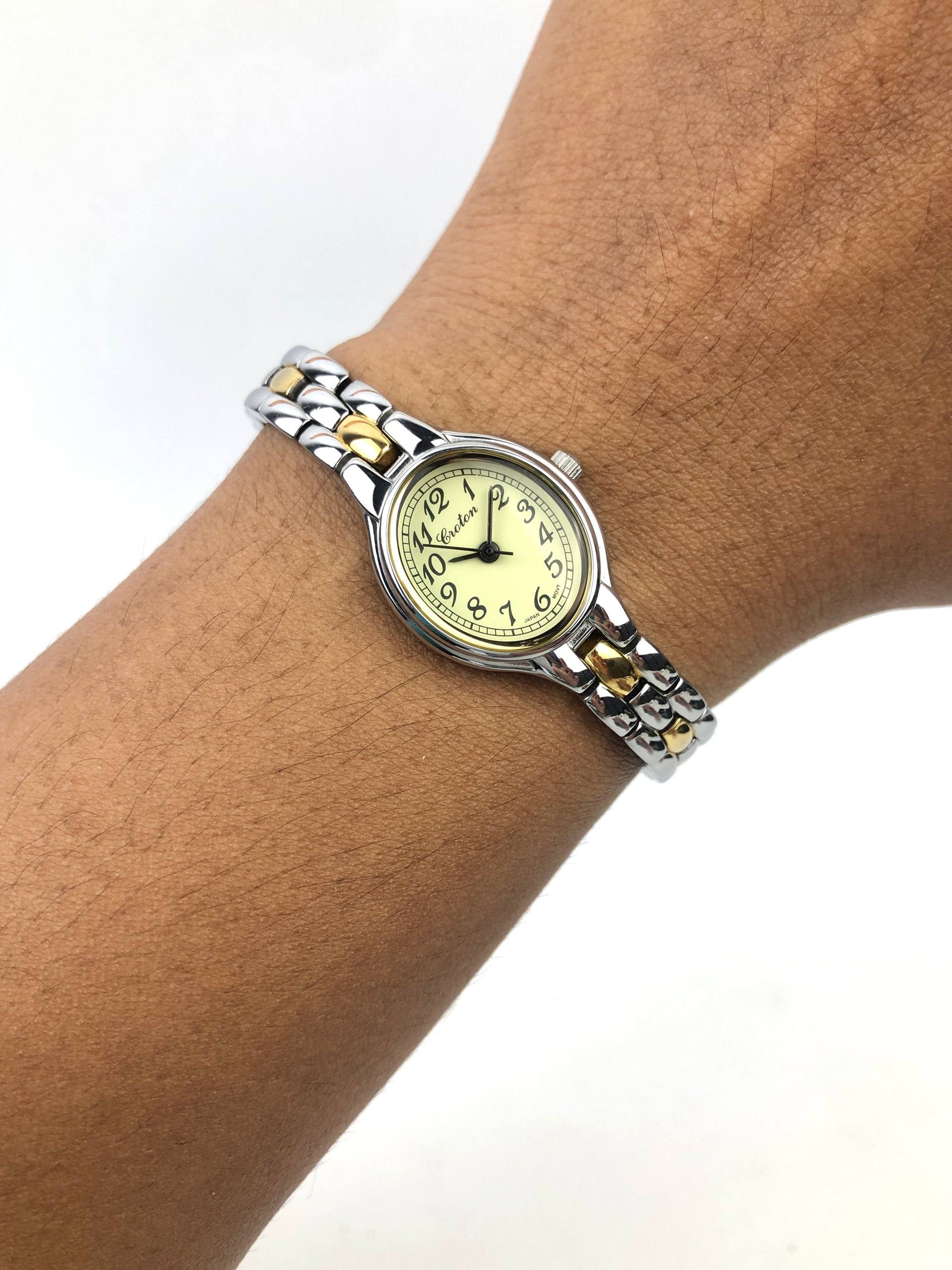 CROTON QUARTZ LADIES TWO TONE CREAM DIAL
