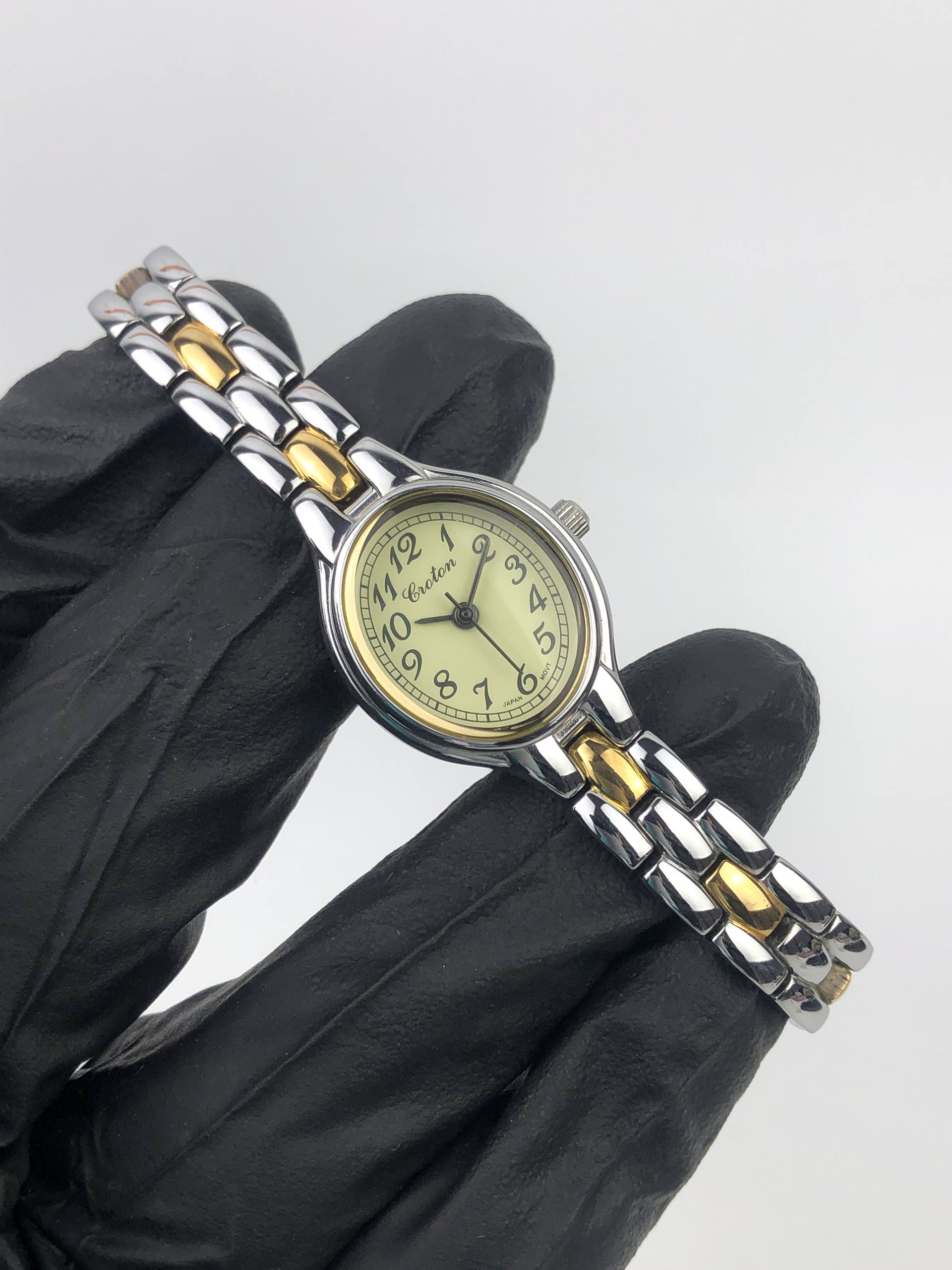 CROTON QUARTZ LADIES TWO TONE CREAM DIAL - Gambar 4