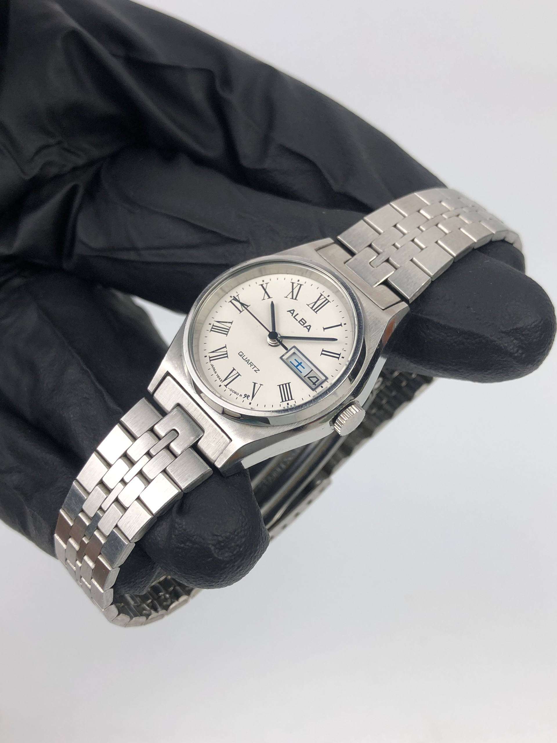 ALBA V643-0040 LADIES QUARTZ DAY DATE WHITE ROMAN DIAL ORIGINAL JAPAN - Gambar 3