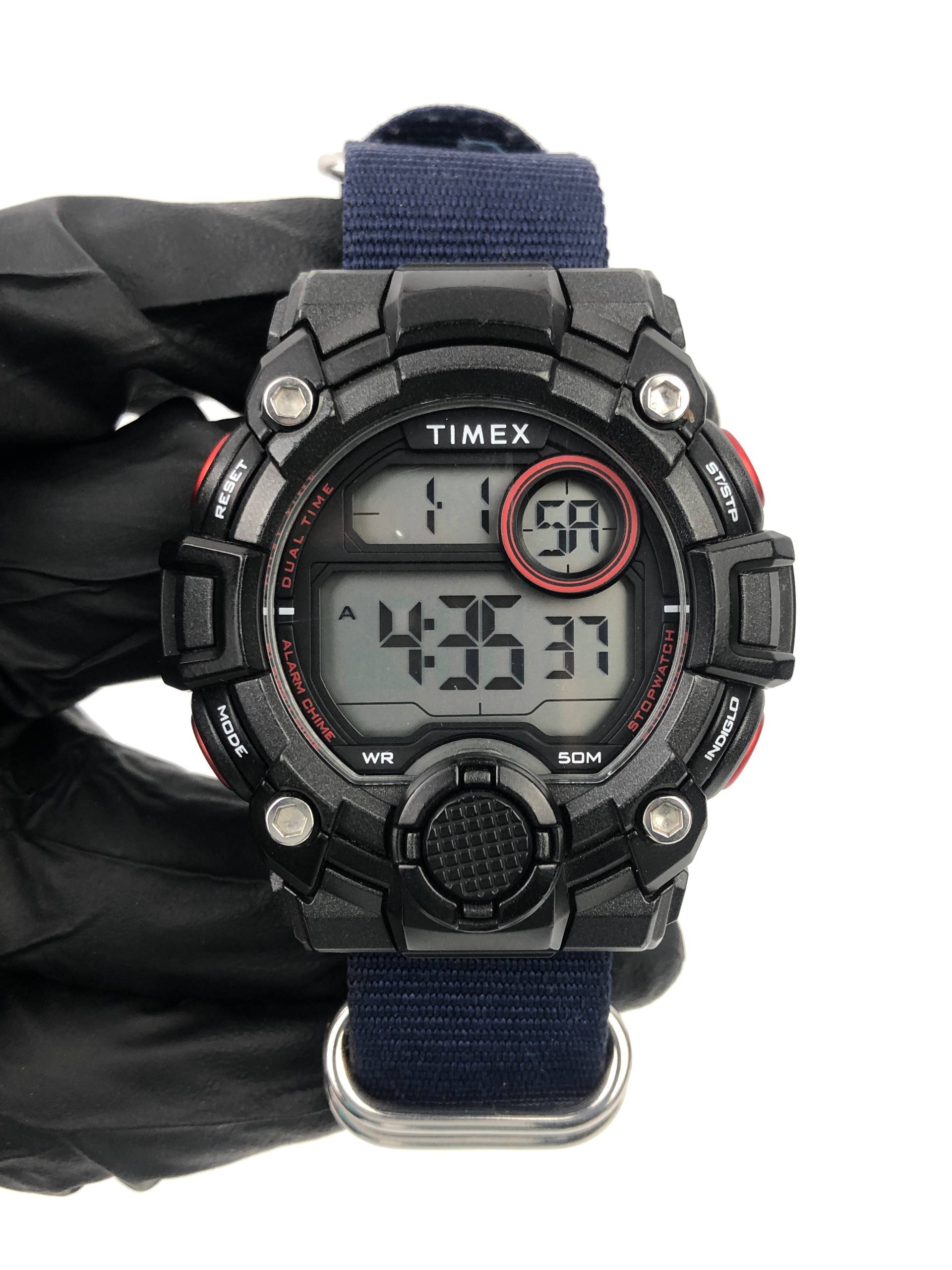 TIMEX TWSM27600 DIGITAL SPORT WATCH 50M WR INDIGLO BLACK RED - Gambar 2