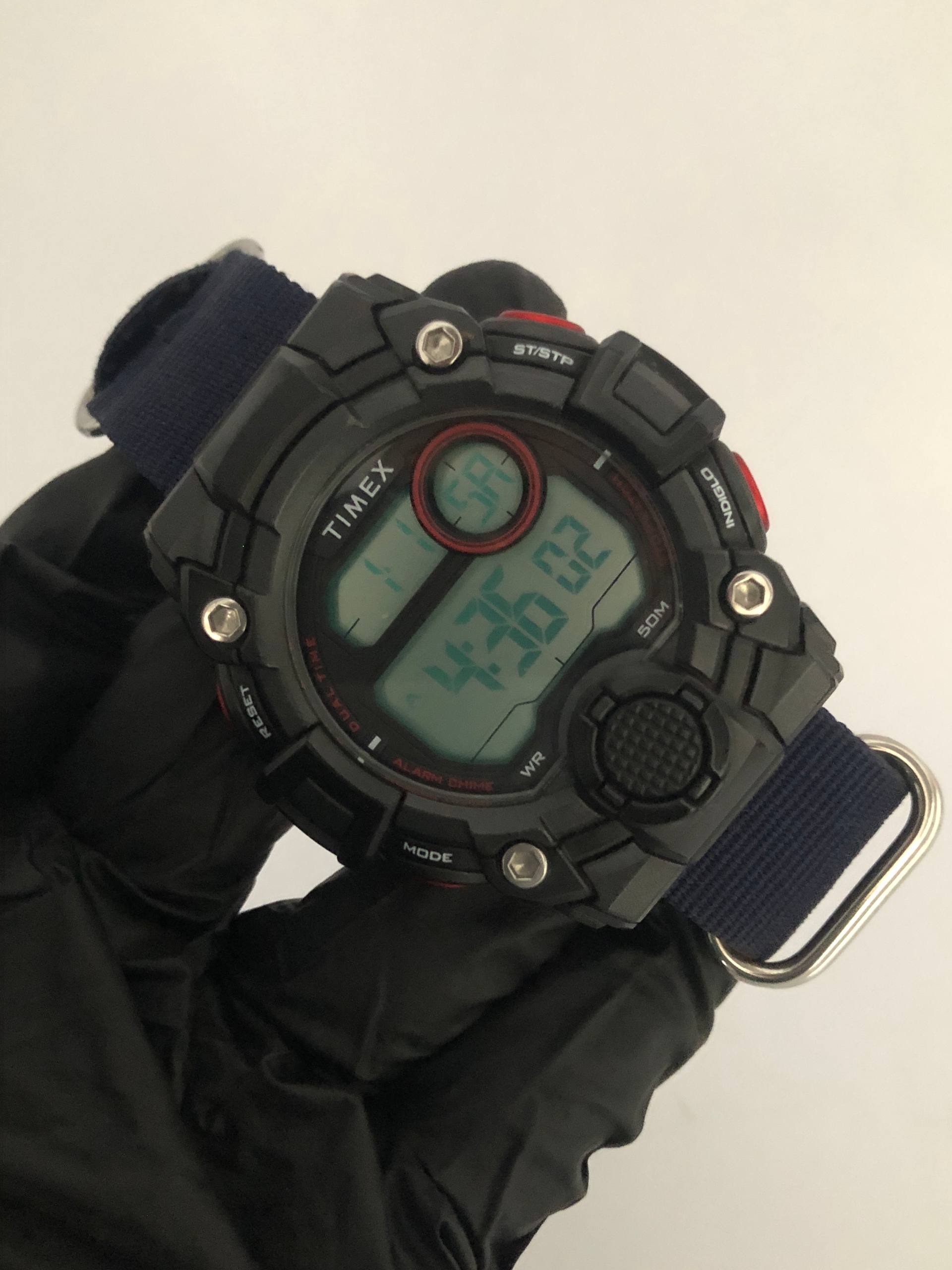 TIMEX TWSM27600 DIGITAL SPORT WATCH 50M WR INDIGLO BLACK RED - Gambar 5