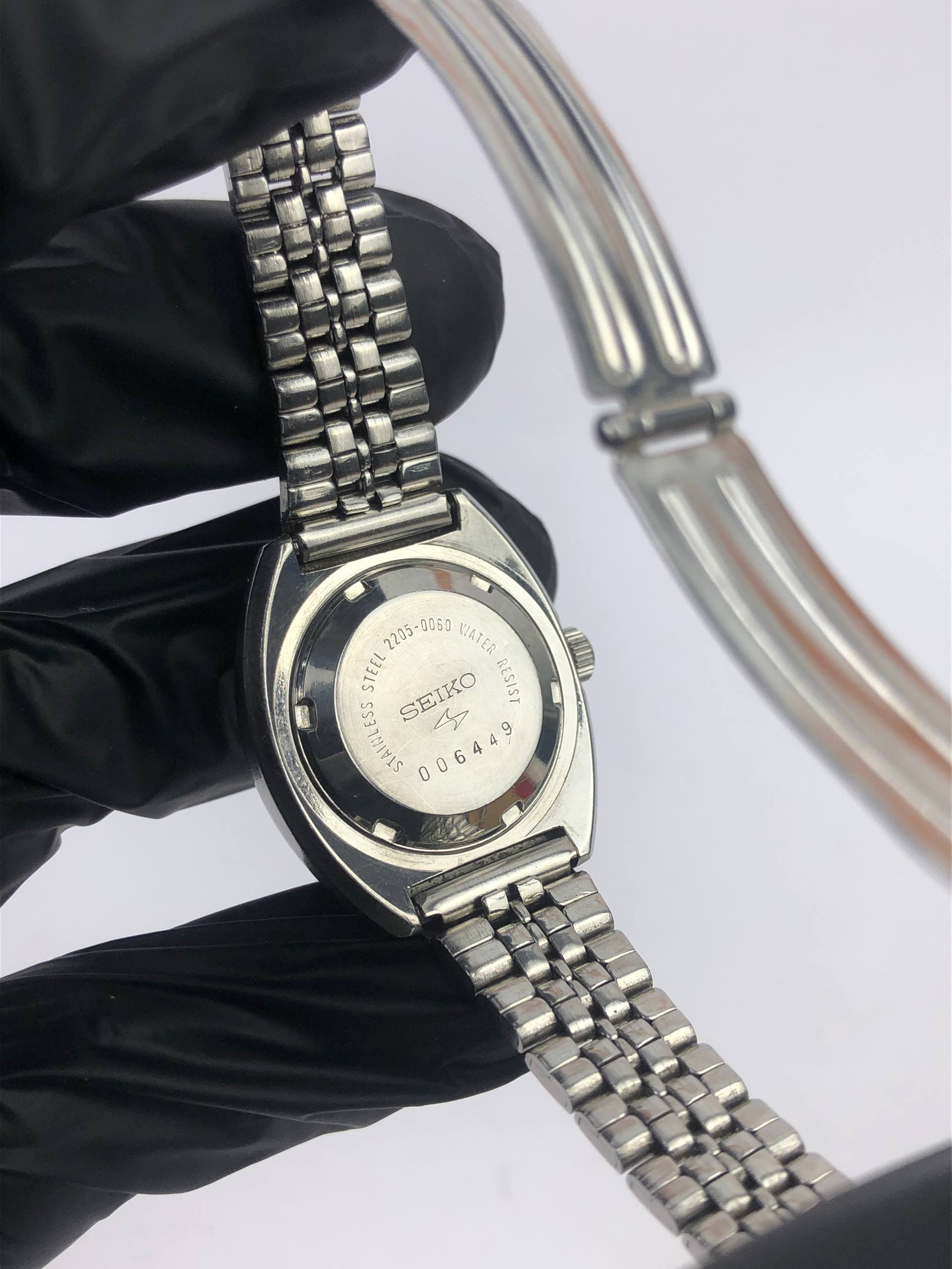 SEIKO AUTOMATIC 21 JEWELS DAY DATE LADIES - Gambar 7