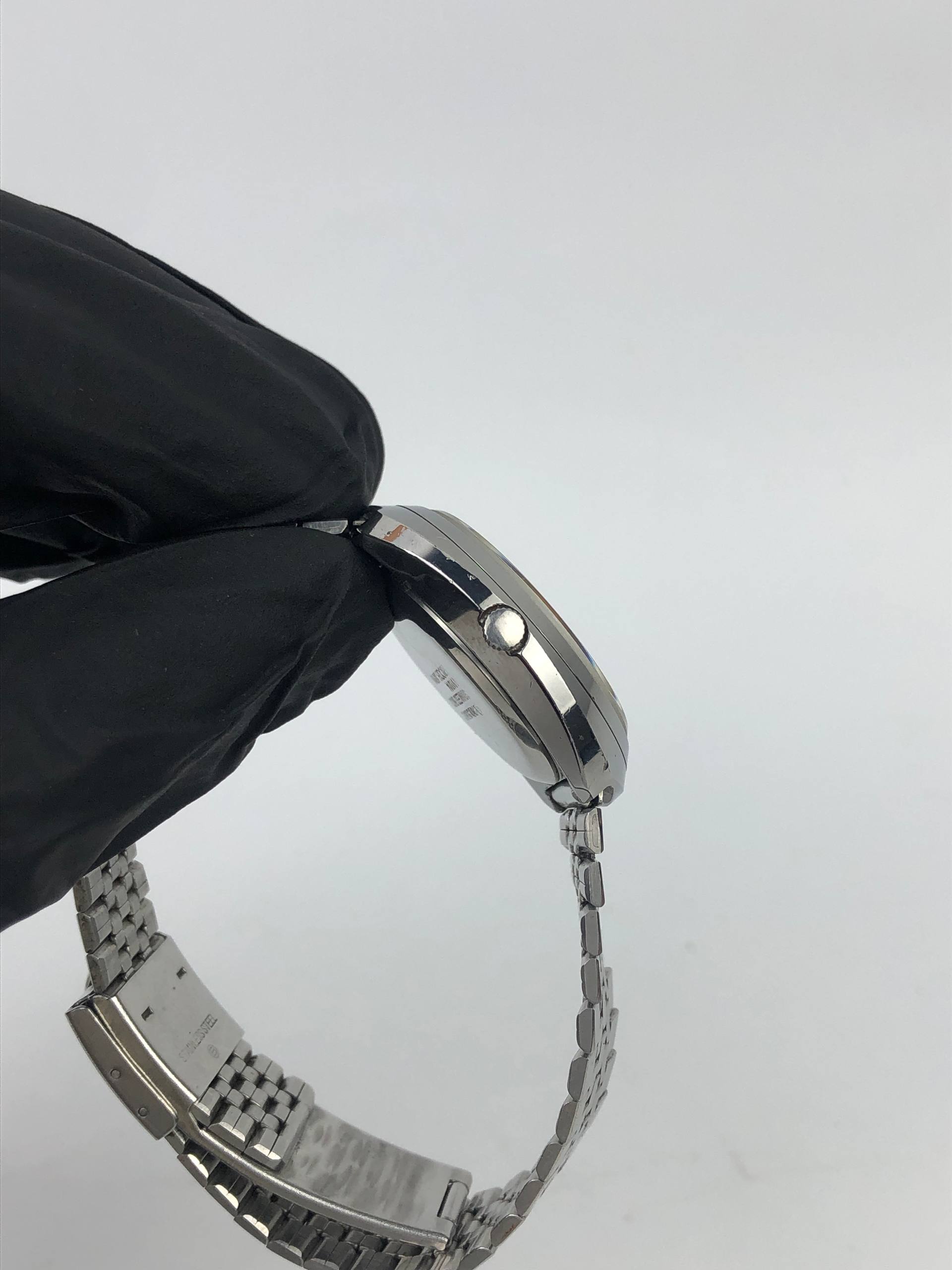 RICOH RIQUARTZ 591042 VINTAGE QUARTZ SILVER DIAL ORIGINAL JAPAN DATE WATCH - Gambar 5