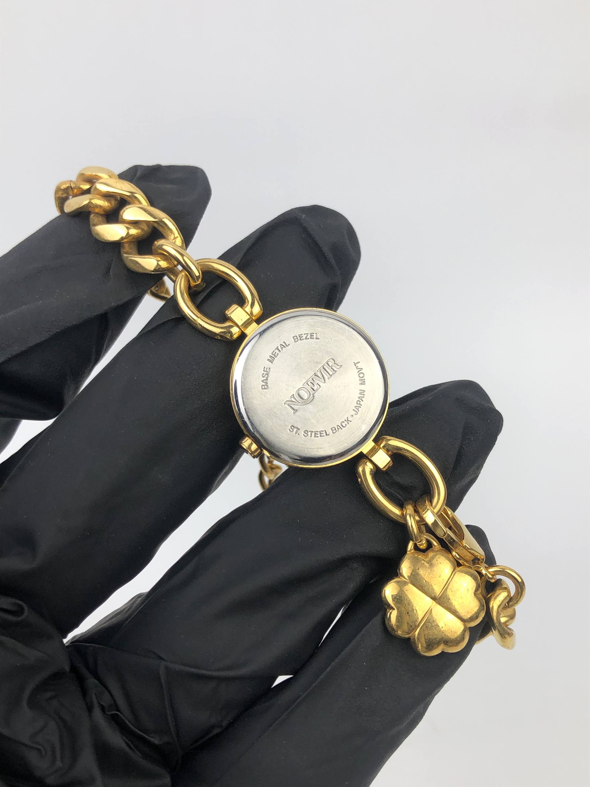 NOEVIR CHARM BRACELET WATCH GOLD TONE LADIES JAPAN MOVEMENT VINTAGE - Gambar 7