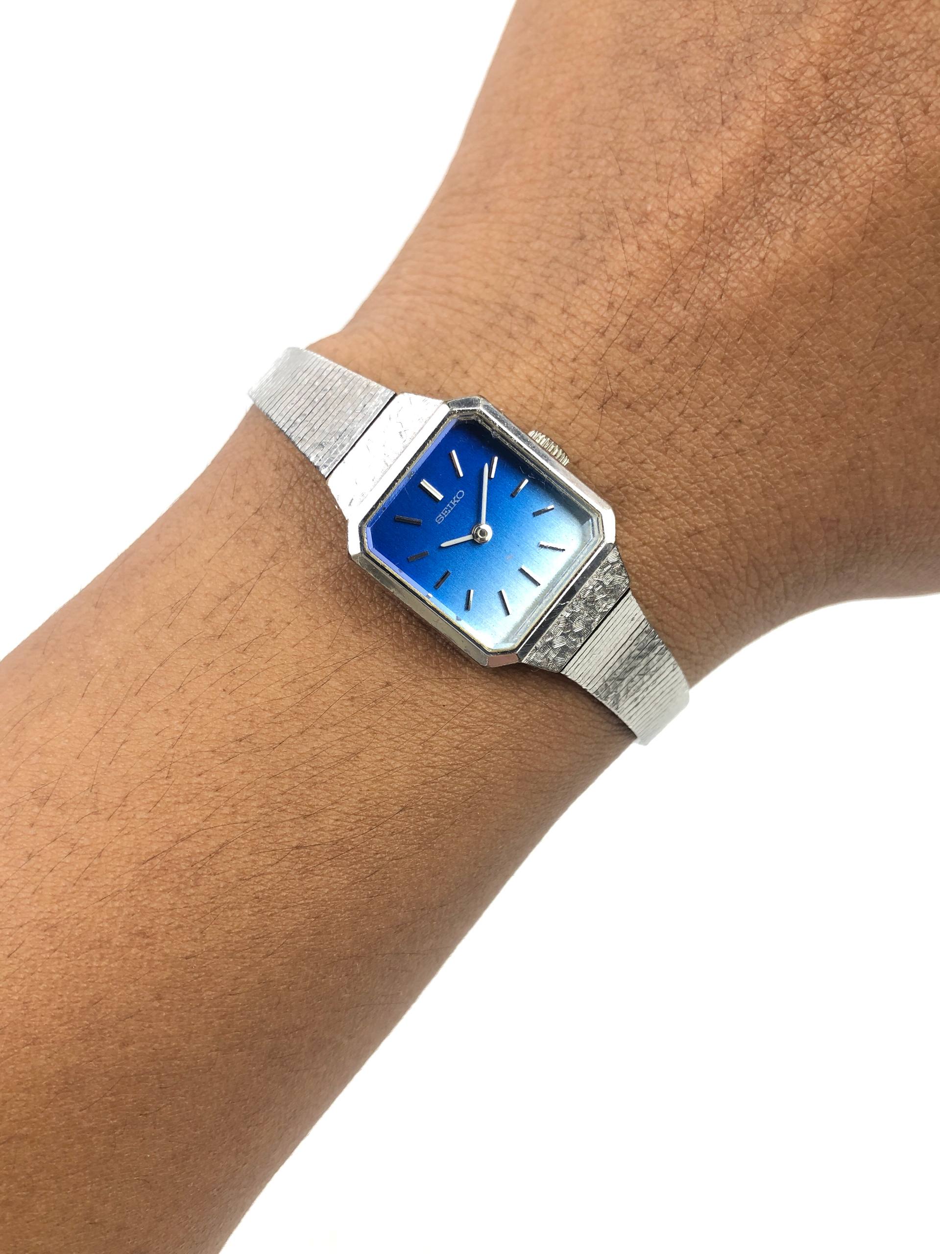 SEIKO LADIES SQUARE 11-4900 BLUE SUNBURST JAPAN