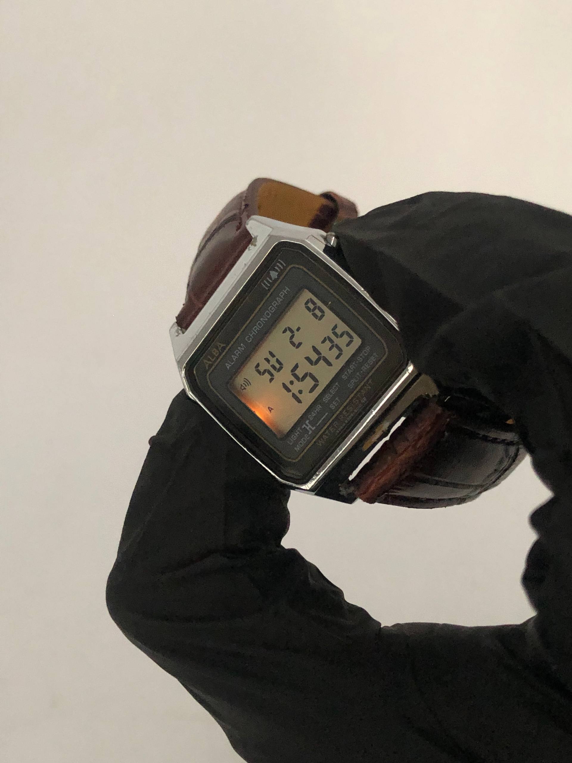 ALBA W309-5010 DIGITAL ALARM CHRONOGRAPH JAPAN VINTAGE LCD - Gambar 5
