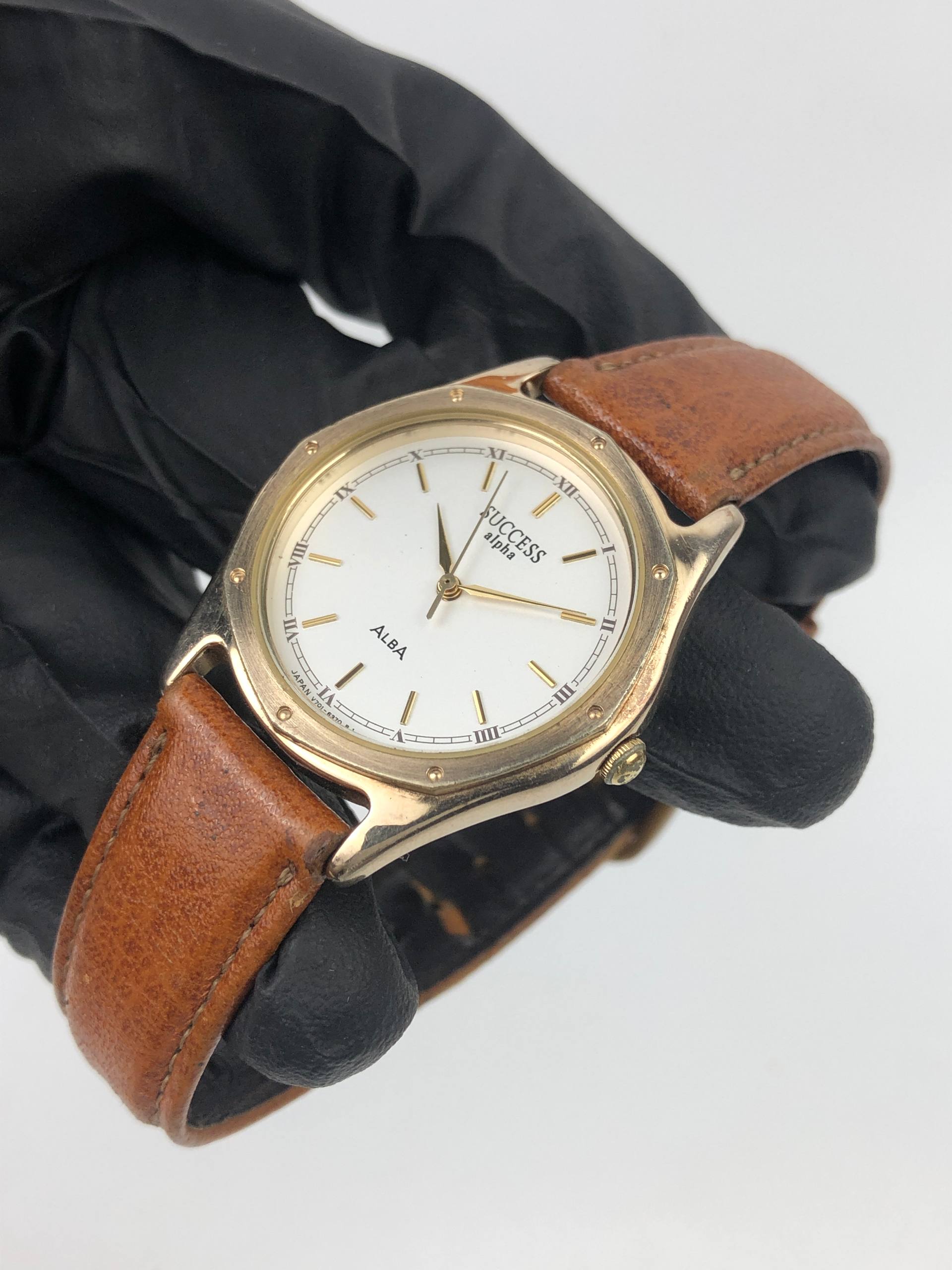ALBA SUCCESS ALPHA Y170-6330 JAPAN QUARTZ WHITE DIAL DRESS WATCH - Gambar 3