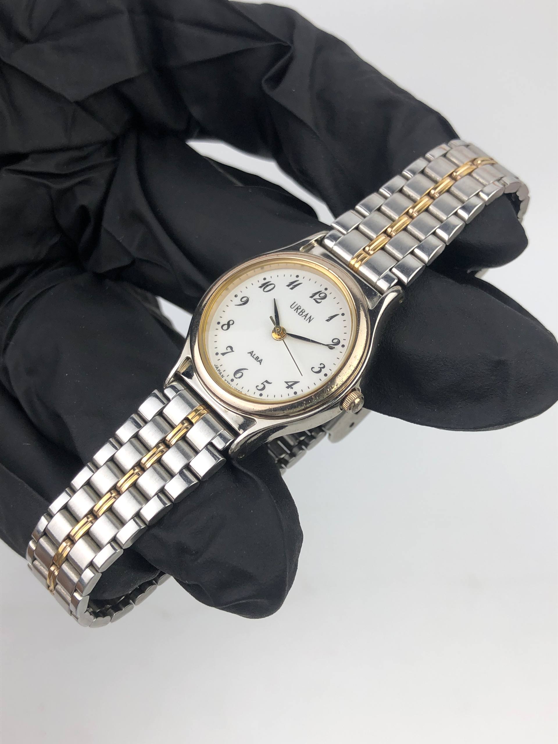 ALBA URBAN LADIES QUARTZ Y70-1690 WHITE DIAL TWO TONE JAPAN ORIGINAL - Gambar 3