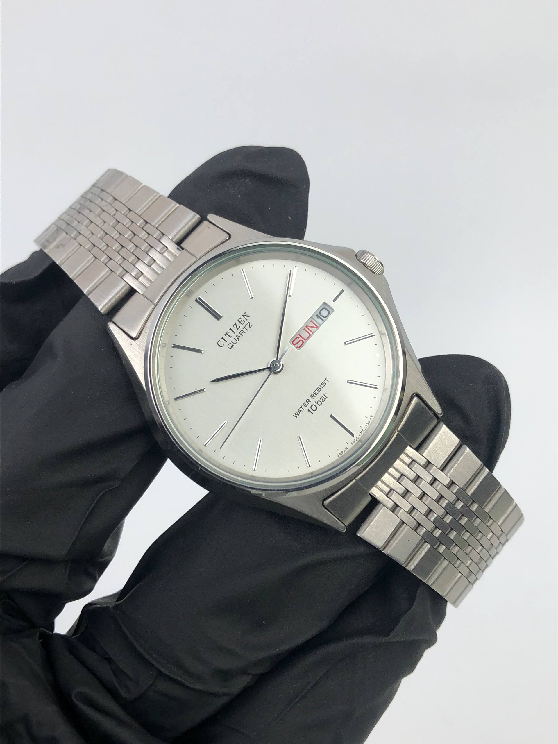 CITIZEN QUARTZ DAY DATE JAPAN 100M – JUBILEE 5-LINK STAINLESS - Gambar 4
