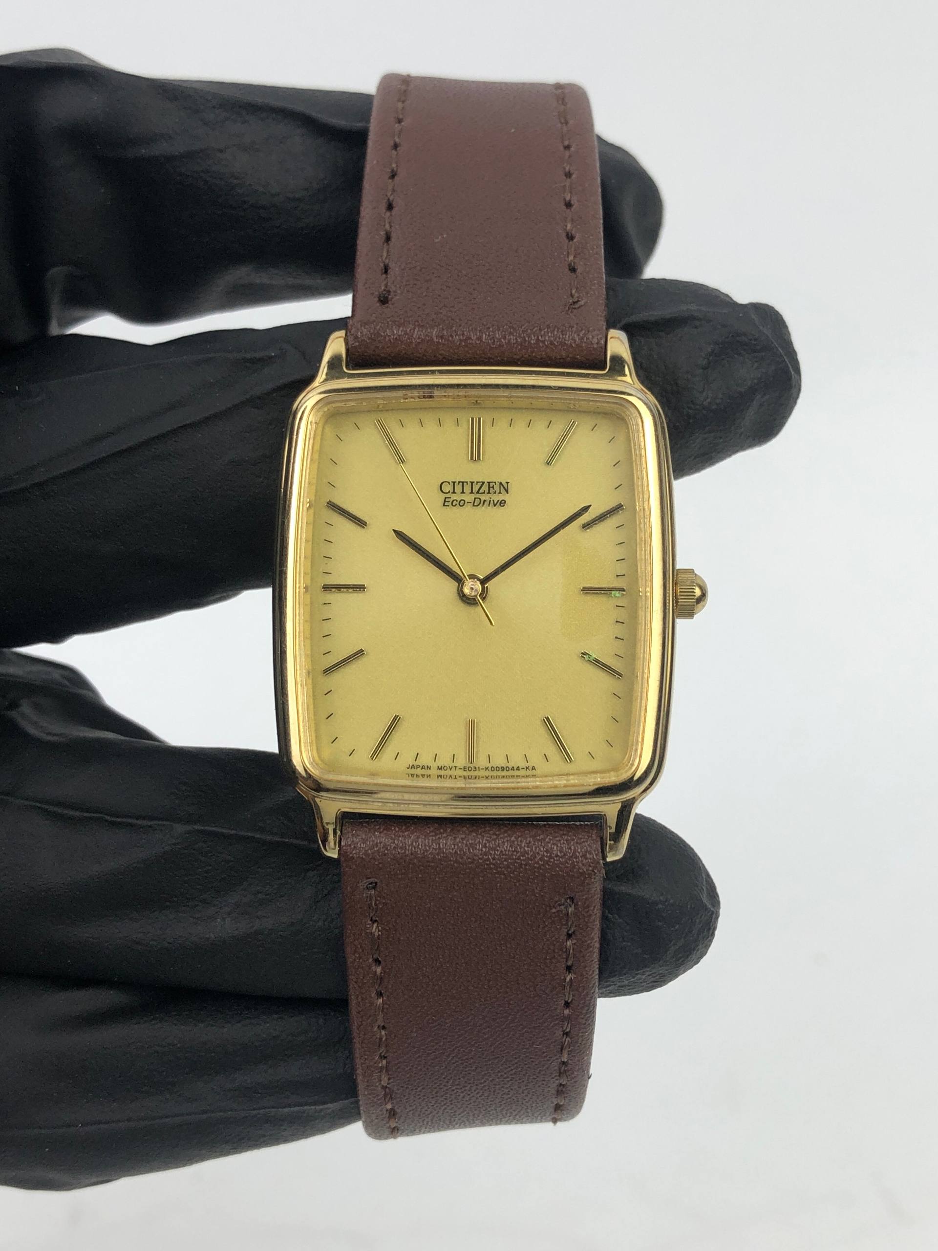 CITIZEN ECO-DRIVE E031 JAPAN QUARTZ GOLD RECTANGULAR DIAL LEATHER WATCH - Gambar 2