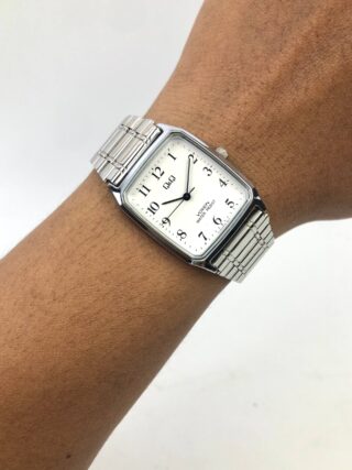 Q&Q QUARTZ JAPAN MOVT DIAL PUTIH ANGKA ARAB BRACELET STAINLESS STEEL