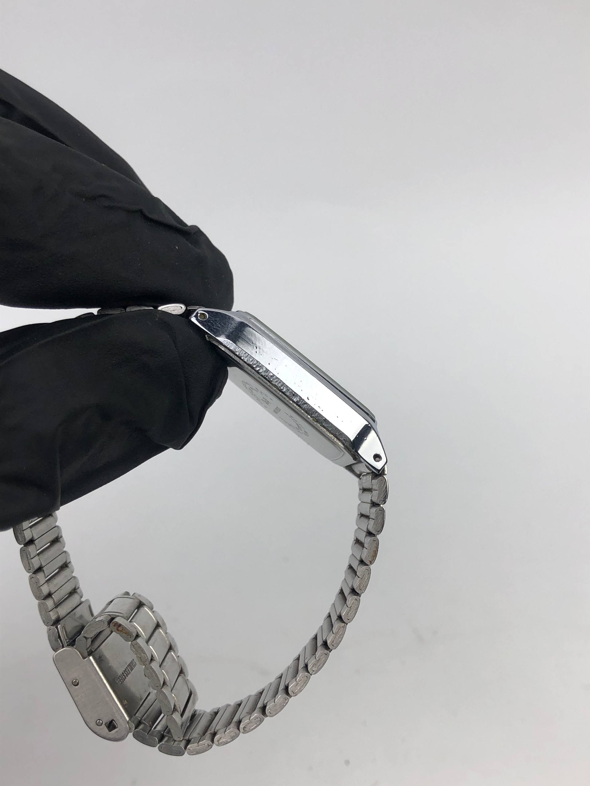 Q&Q QUARTZ JAPAN MOVT DIAL PUTIH ANGKA ARAB BRACELET STAINLESS STEEL - Gambar 6