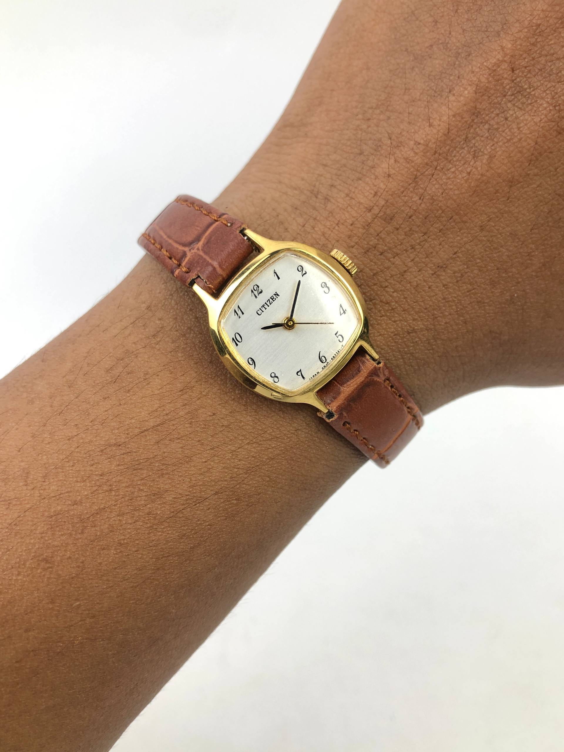DRESSWATCH KLASIK CITIZEN NUNERIK CUSION CASE