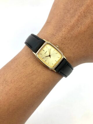 SEIKO TANK LADIES CAL 2P21 QUARTZ SNOWFLAKE DIAL