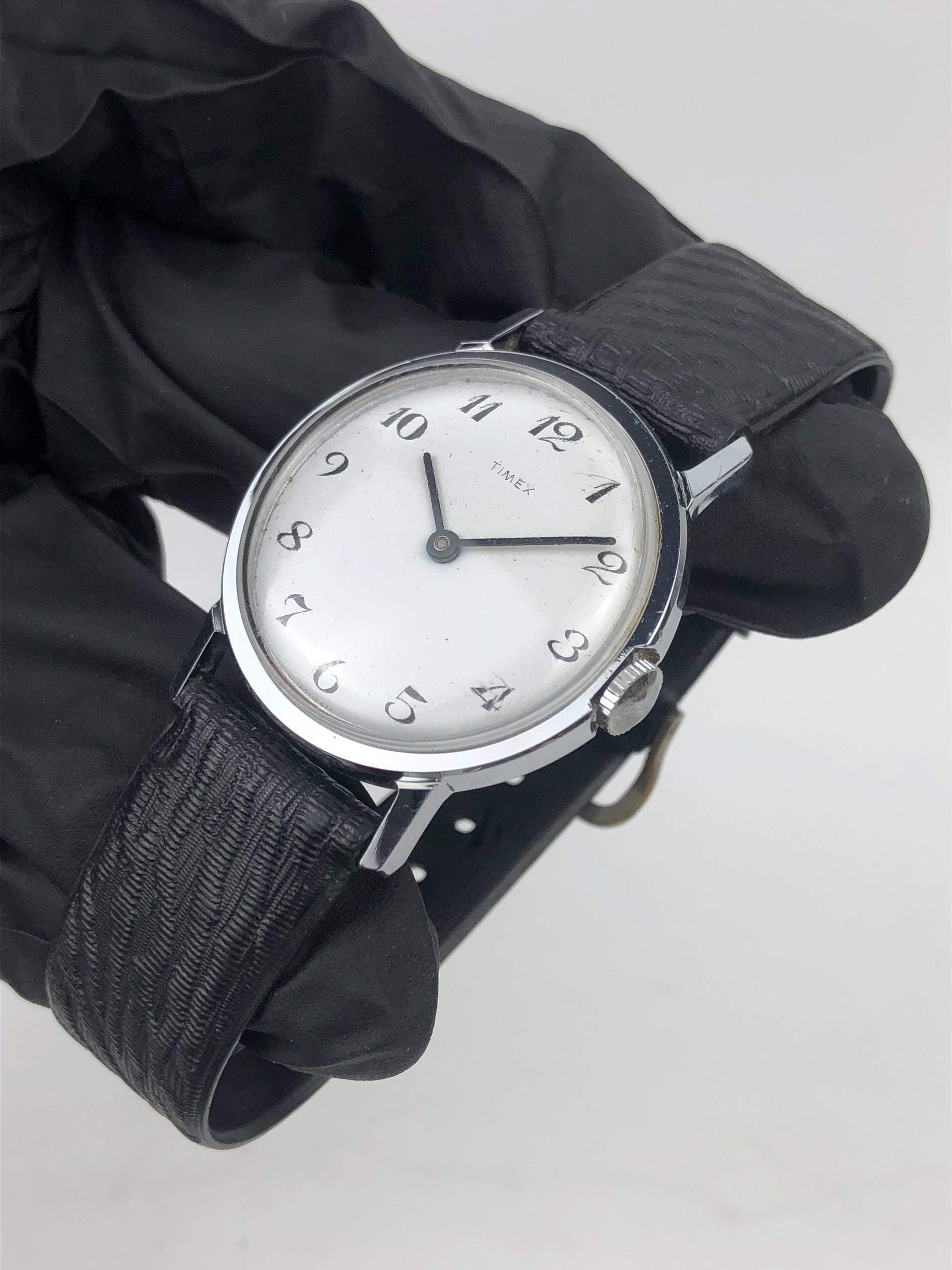 TIMEX MANUAL WINDING WHITE DIAL ARABIC NUMERALS - Gambar 3