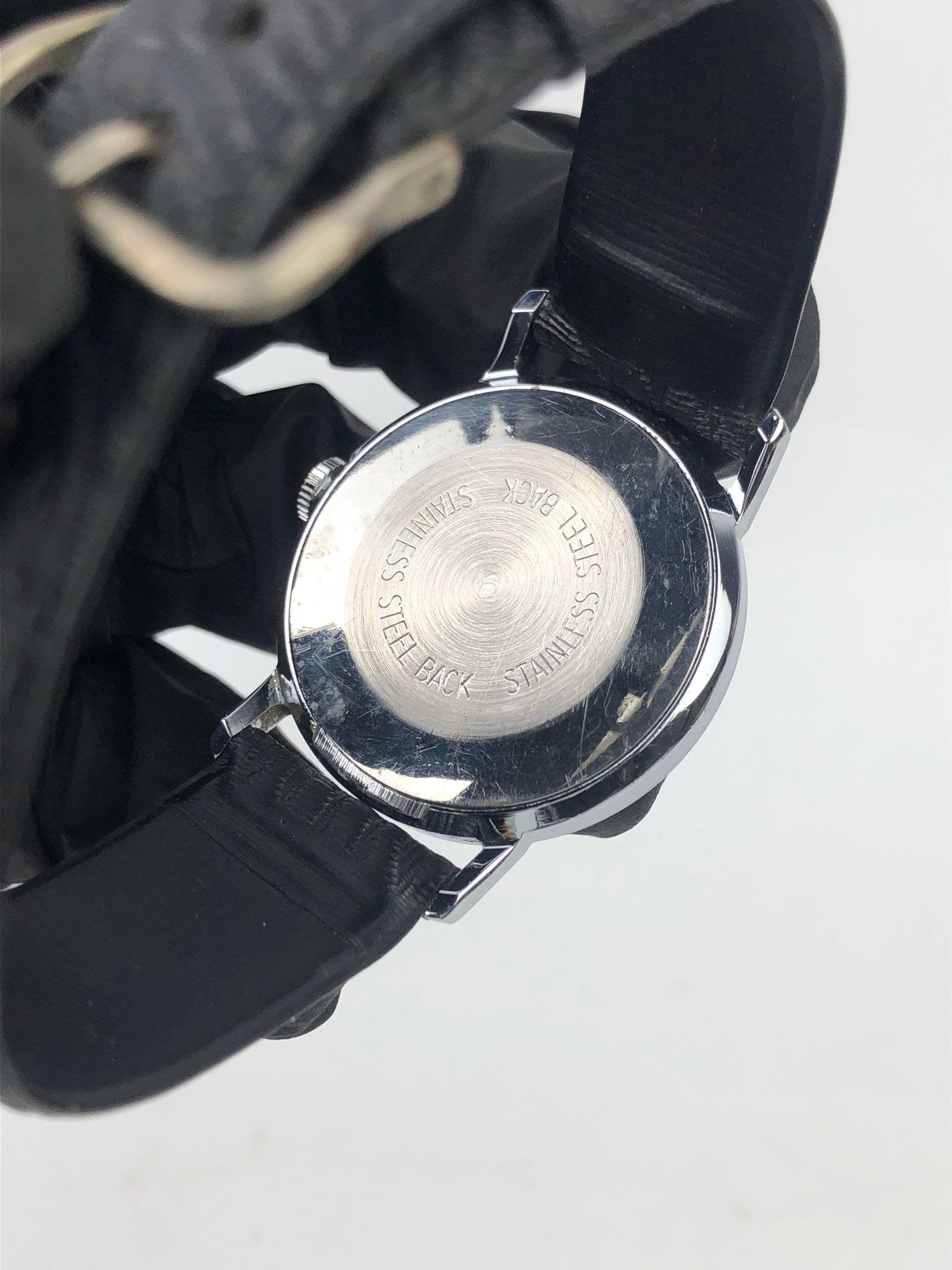 TIMEX MANUAL WINDING WHITE DIAL ARABIC NUMERALS - Gambar 7