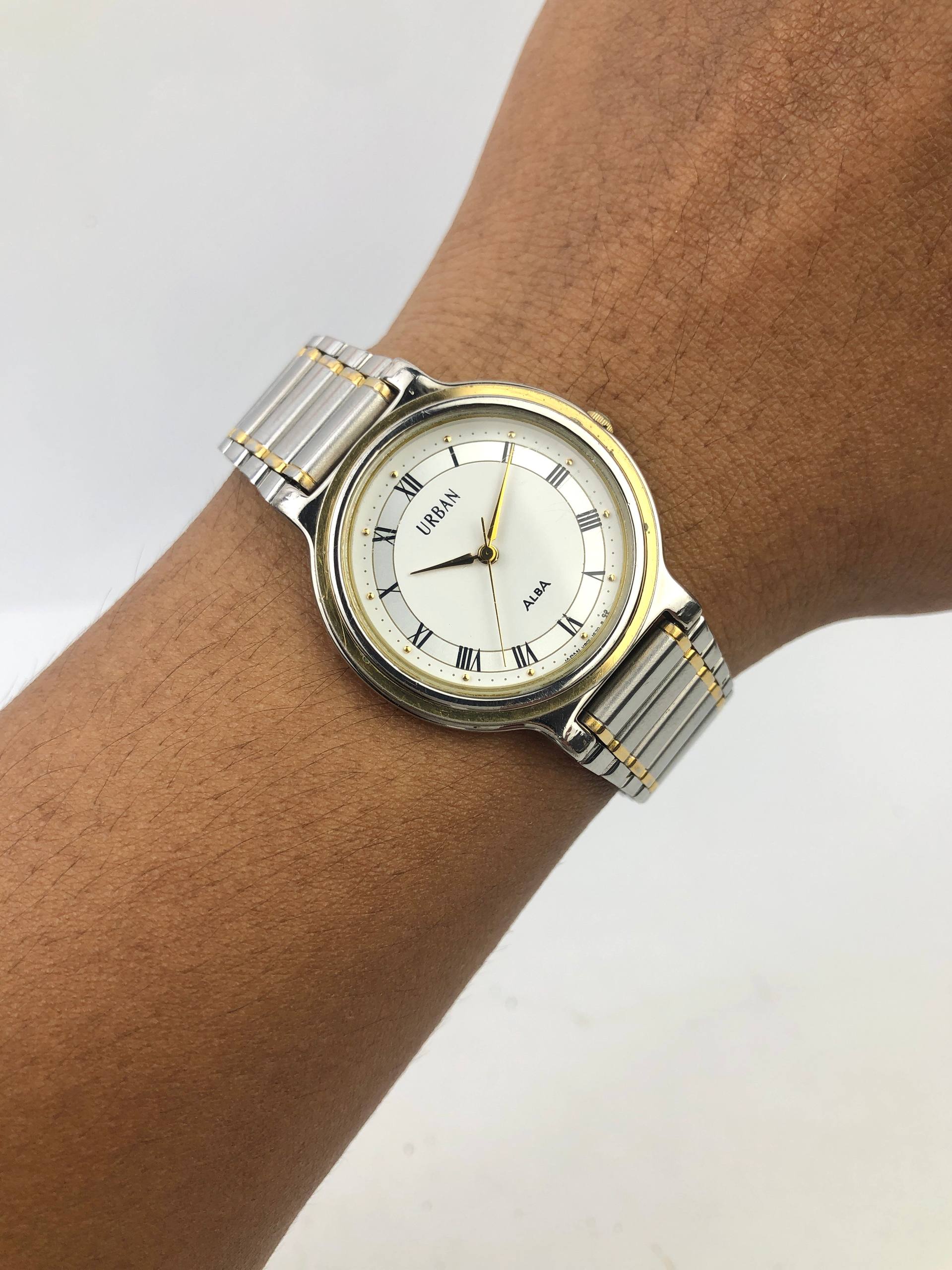 ALBA URBAN TWOTONE QUARTZ ROMAN DIAL