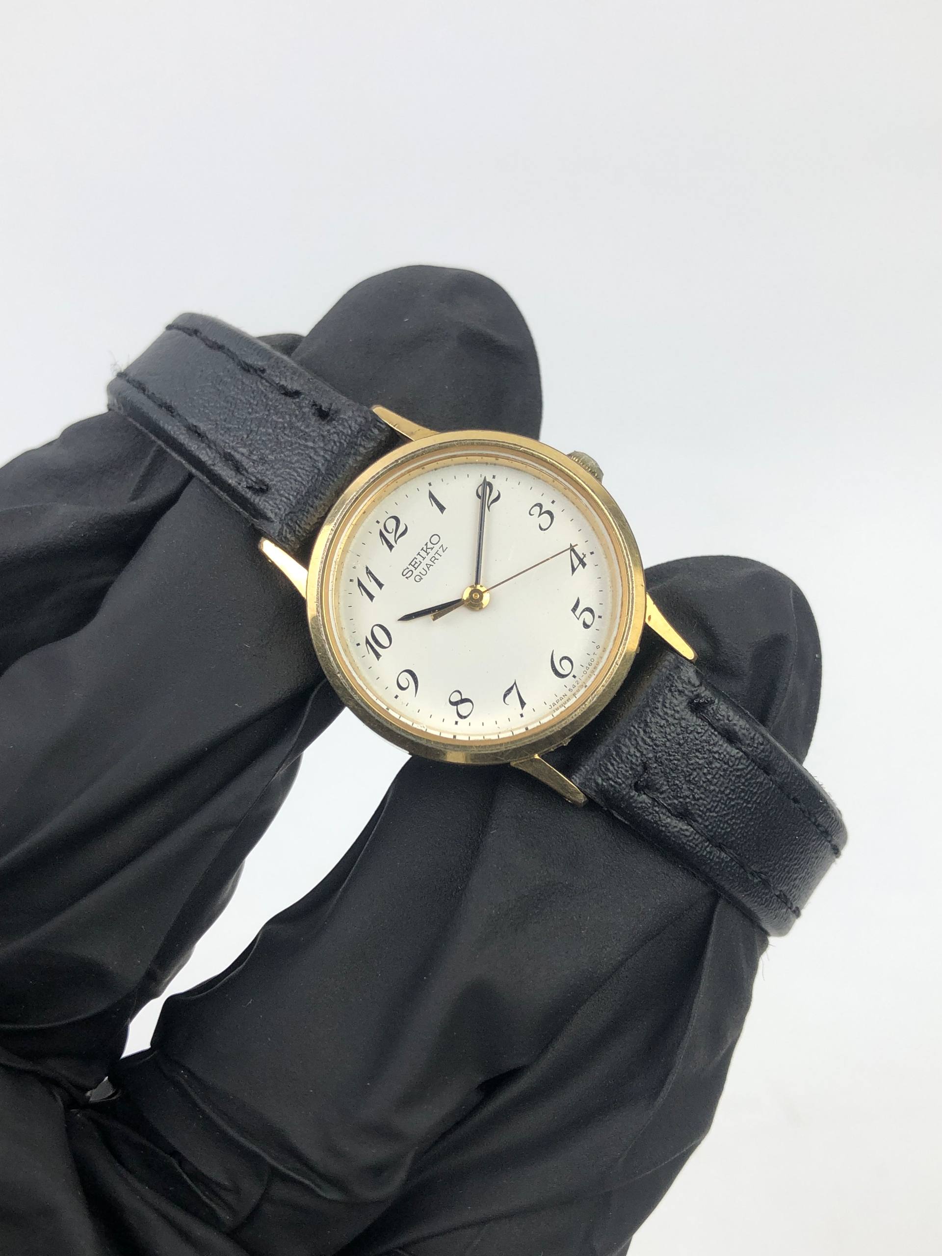 SEIKO QUARTZ 5421-0090 LADIES GOLD CASE ORIGINAL - Gambar 4
