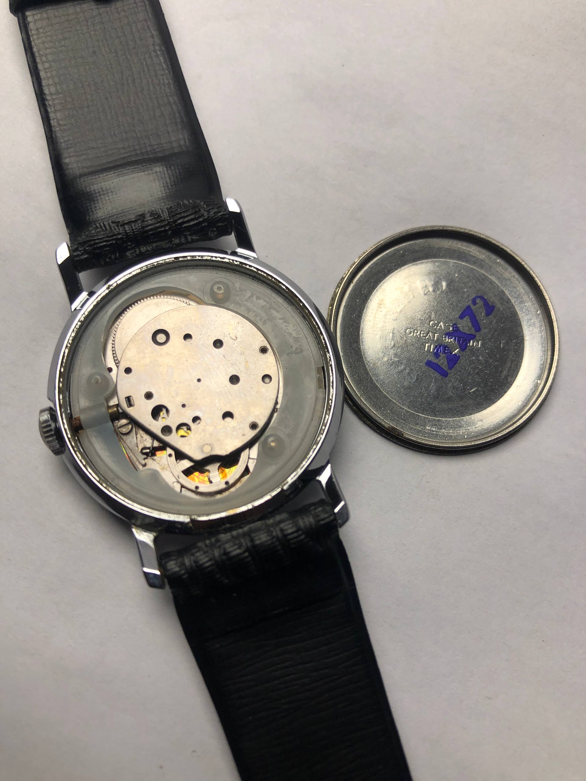 TIMEX MANUAL WINDING WHITE DIAL ARABIC NUMERALS - Gambar 8
