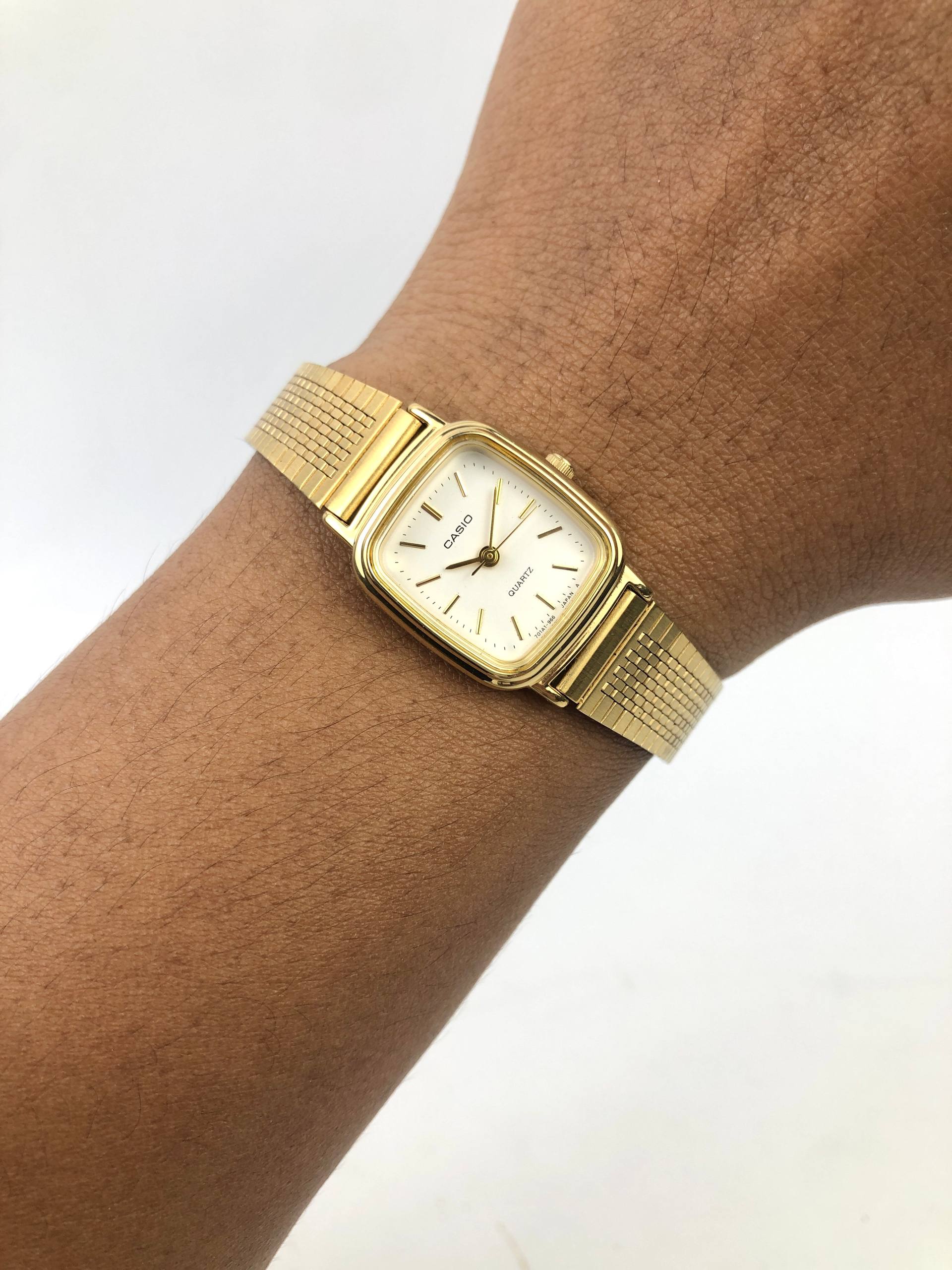 CASIO LQ-339 GOLD QUARTZ LADIES RETRO JAPAN