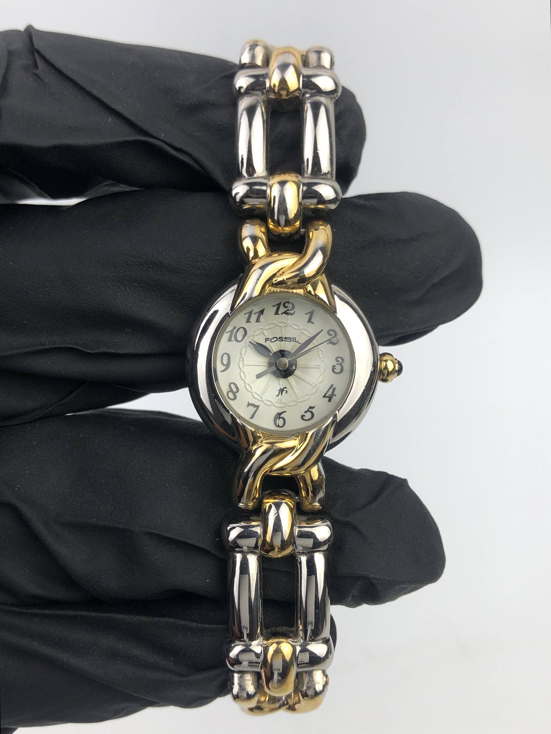 FOSSIL PC-8697 TWO-TONE LADIES QUARTZ JEWELRY WATCH - Gambar 2
