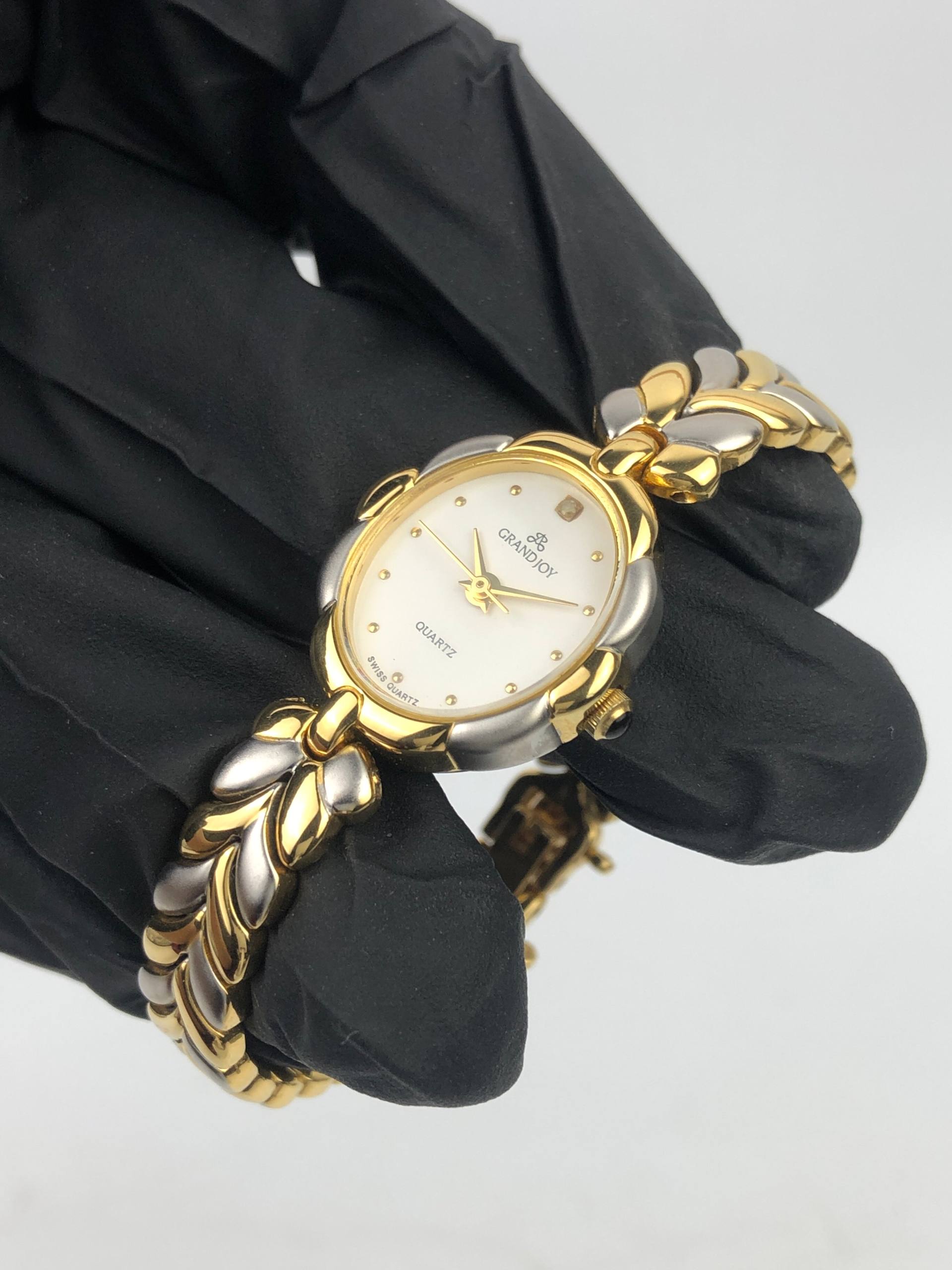 GRANDJOY SWISS QUARTZ 23K GOLD PLATED TWO-TONE LEAF LINK LADIES - Gambar 3