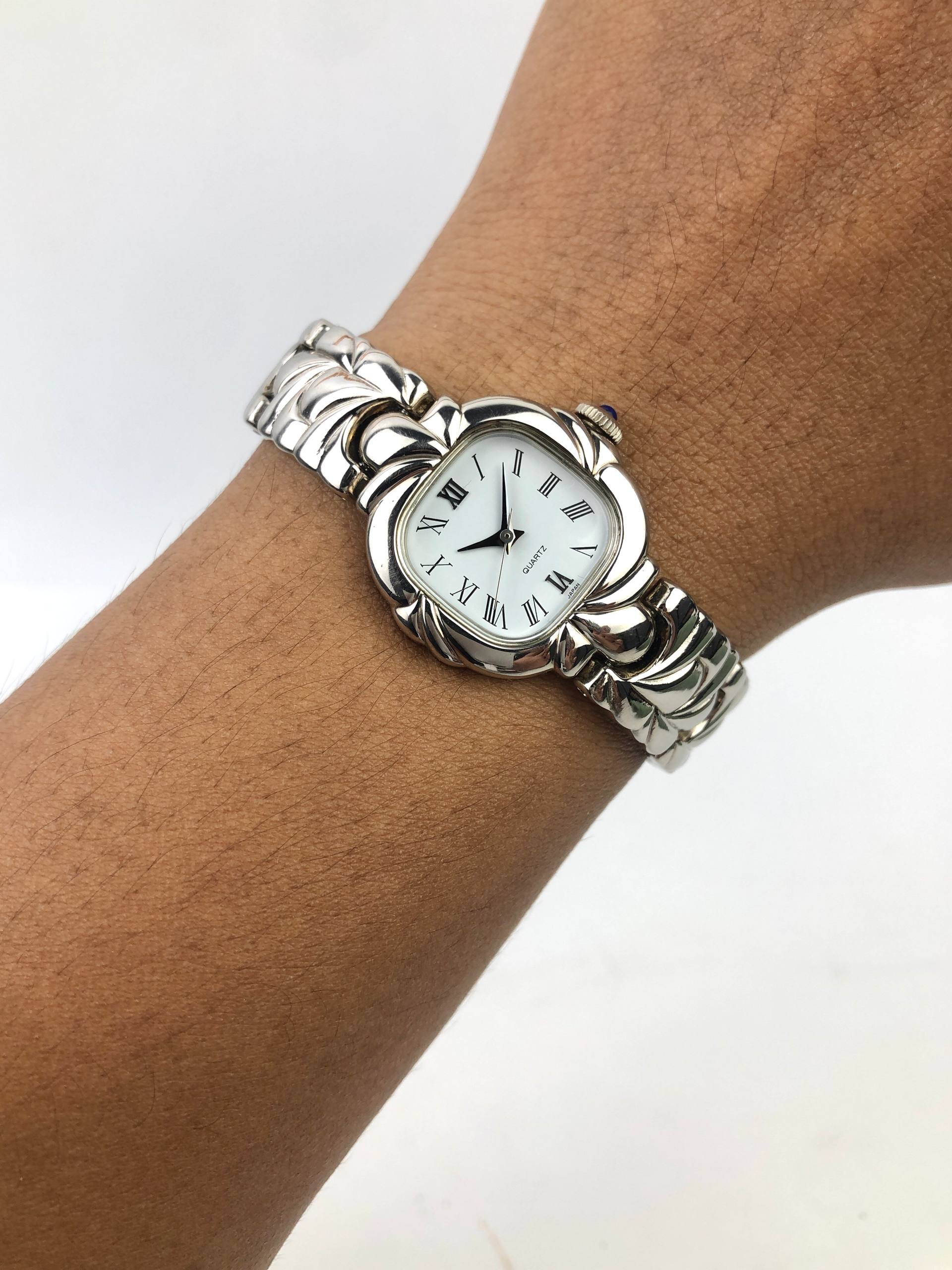 NOEVIR 6132-181 QUARTZ JAPAN ROMAN NUMERAL SCULPTED LINK LADIES