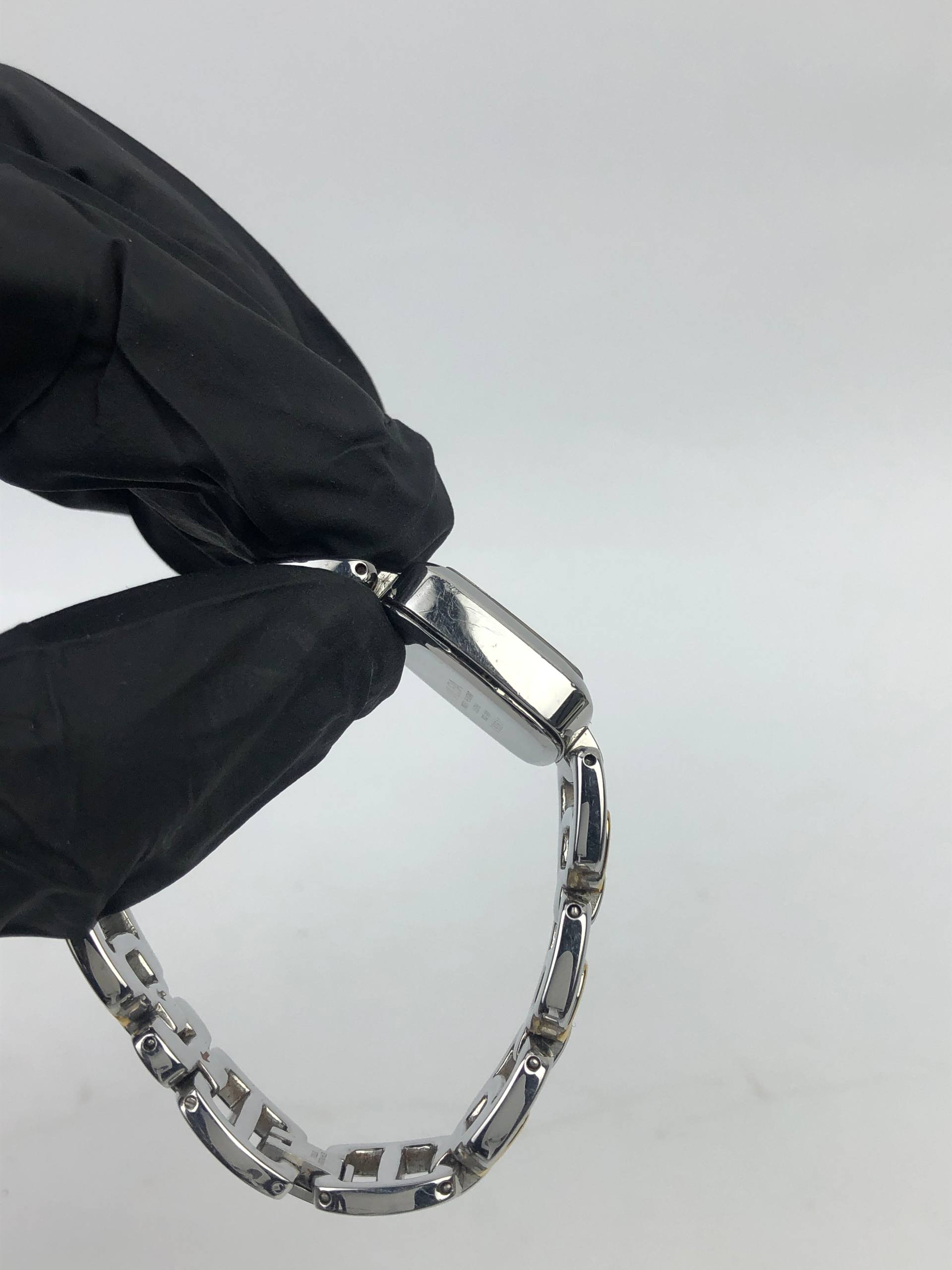 ALBA QUARTZ JAPAN TWO-TONE SQUARE DATE JEWELRY BRACELET - Gambar 6