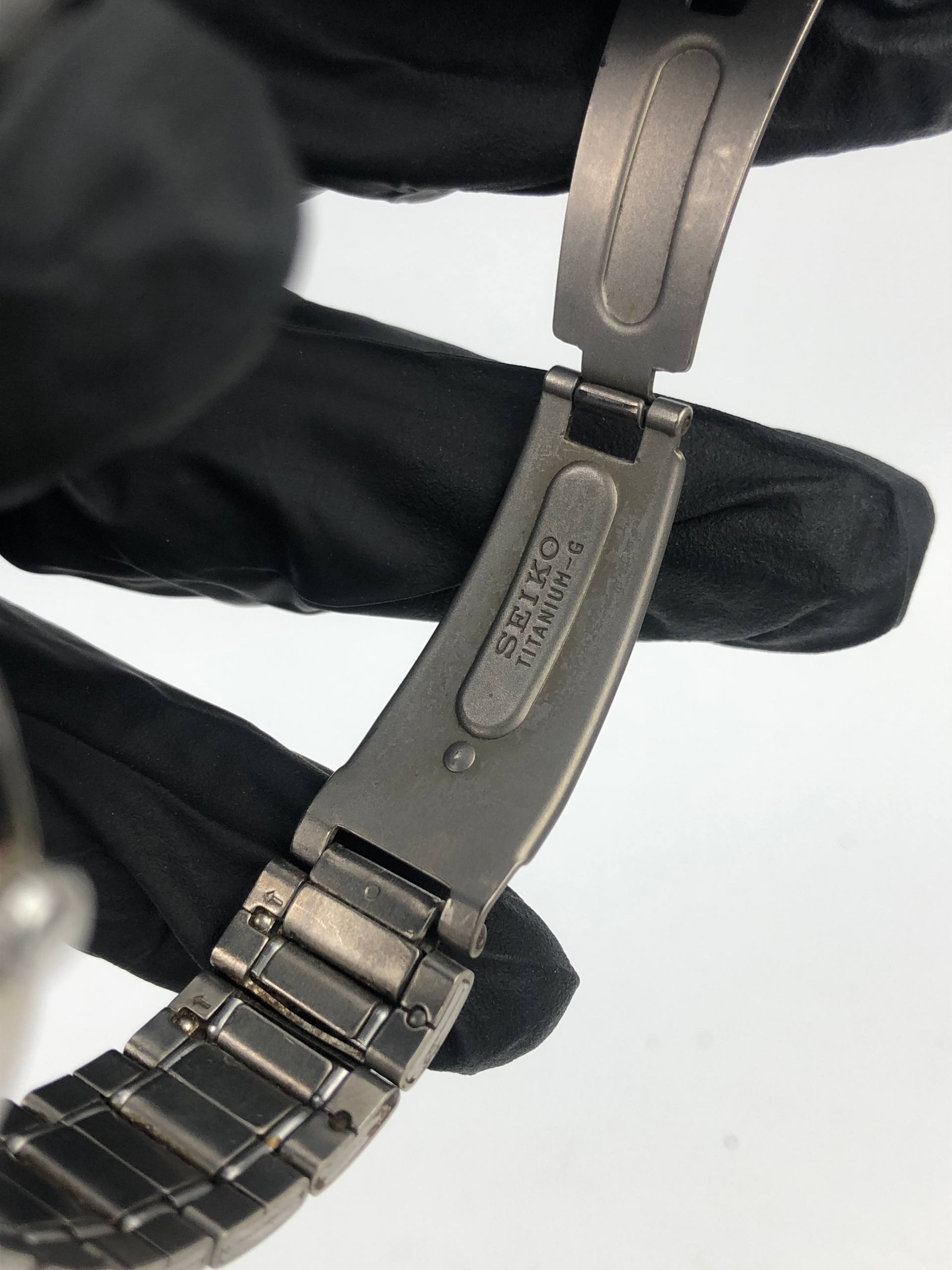 SEIKO 7N43-9090 TITANIUM JDM VINTAGE QUARTZ DAY DATE BLACK DIAL - Gambar 8