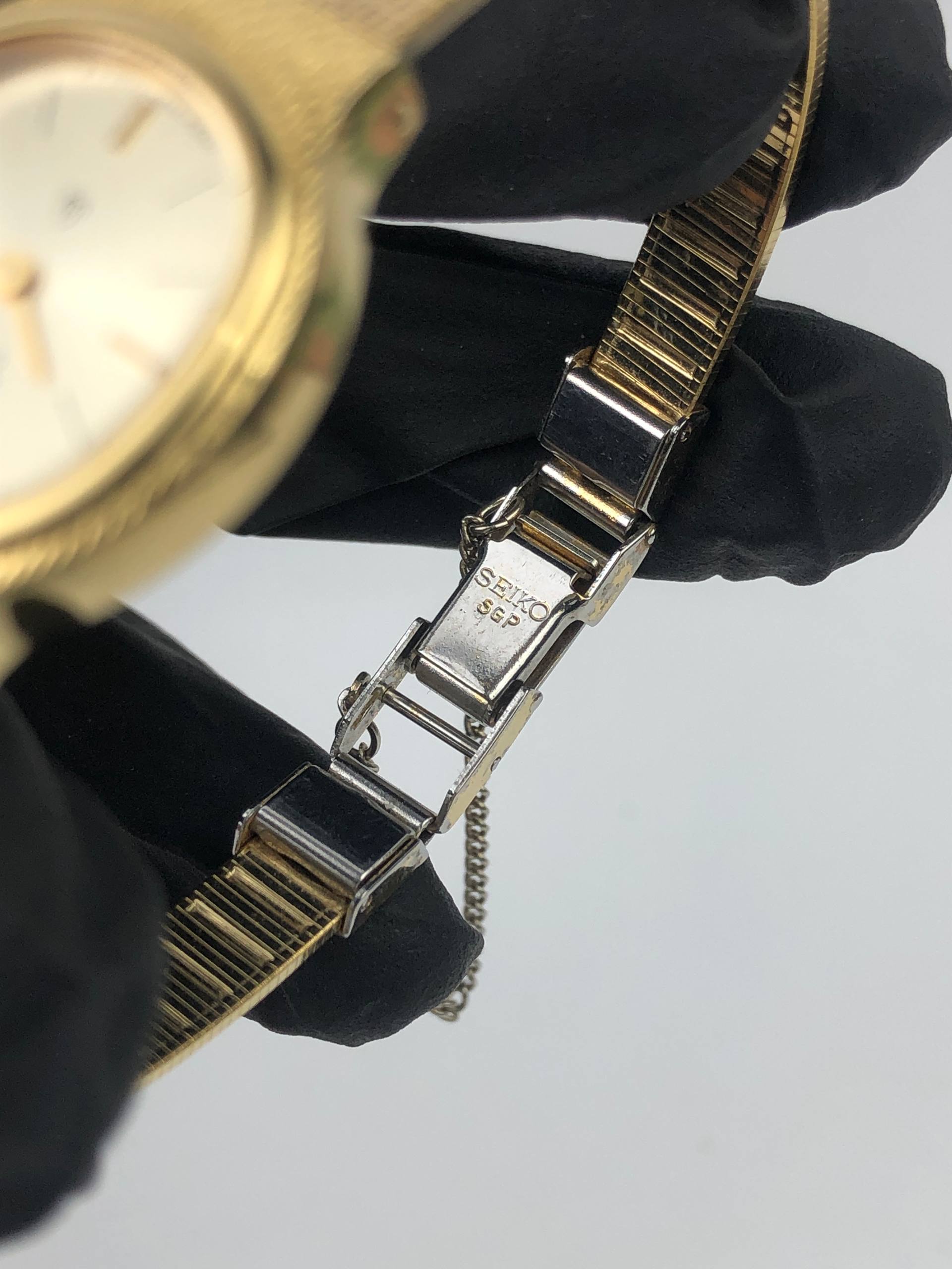 SEIKO GOLDEN PETITE QUARTZ LADIES ALL ORIGINAL - Gambar 7