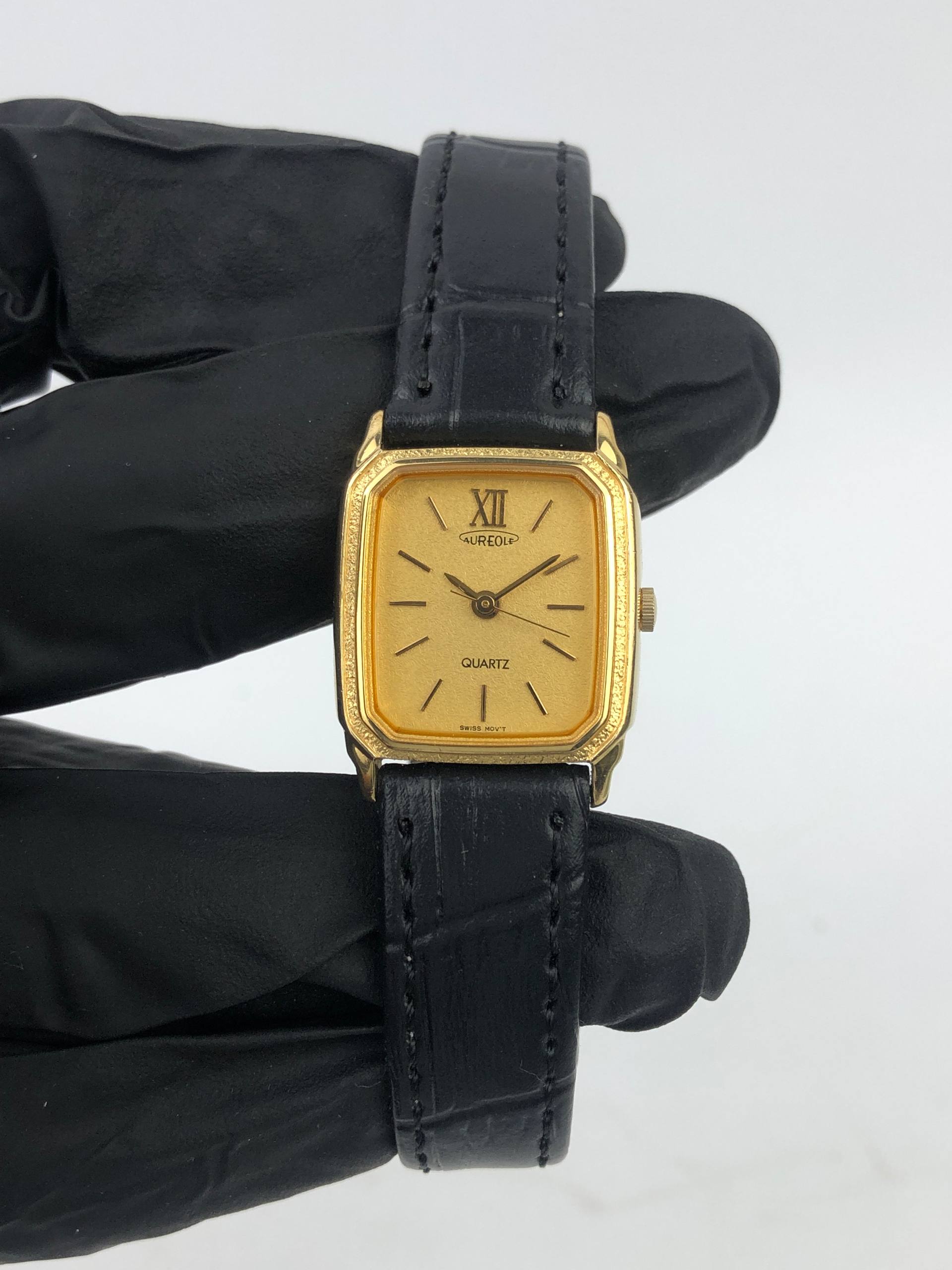 SWISSWATCH AUREOLE QUARTZ TANK LADIES GOLD CASE - Gambar 2