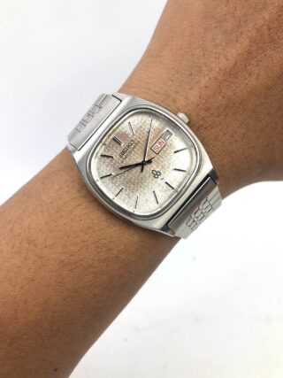 SEIKO KING QUARTZ 5856-5020 VINTAGE TEXTURED DIAL ALL ORIGINAL