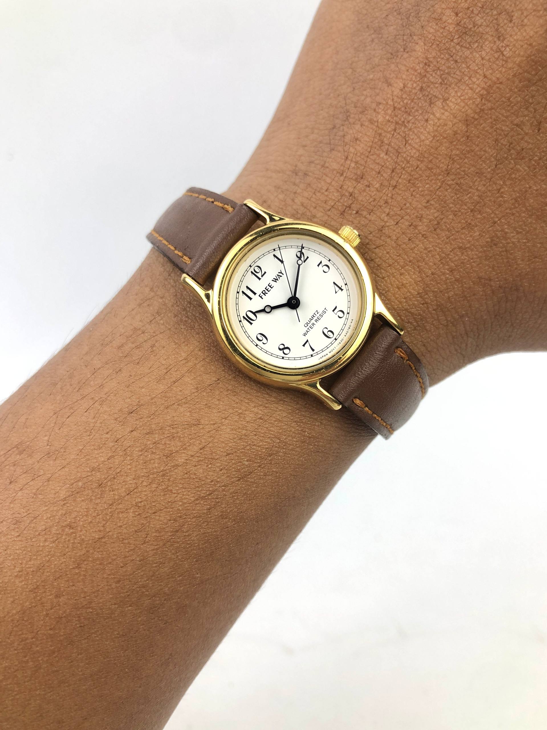 CITIZEN FREEWAY ANALOG KLASIK NUMERAL