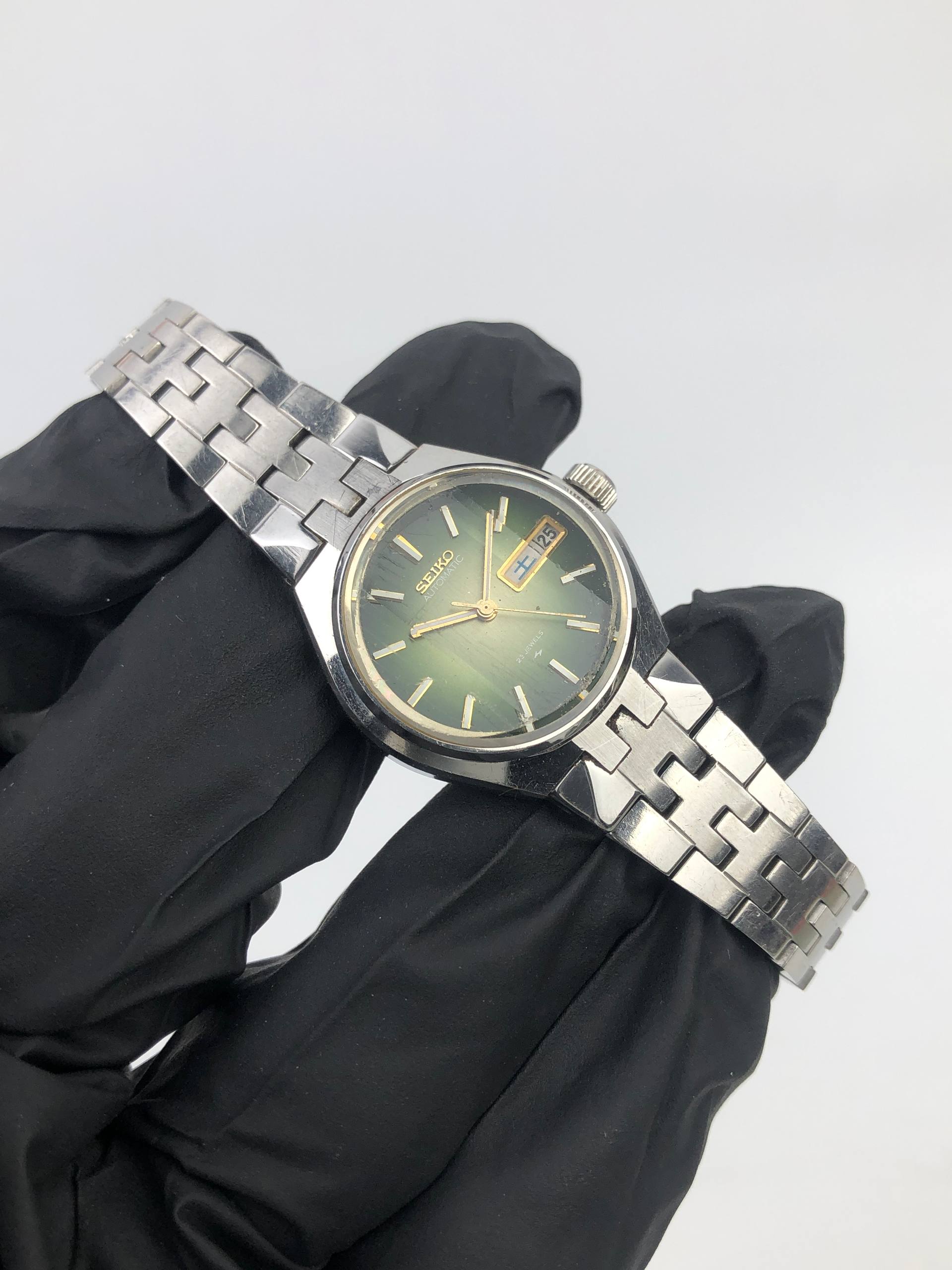 SEIKO AUTOMATIC LADIES CAL 2406 GREEN DIAL - Gambar 4