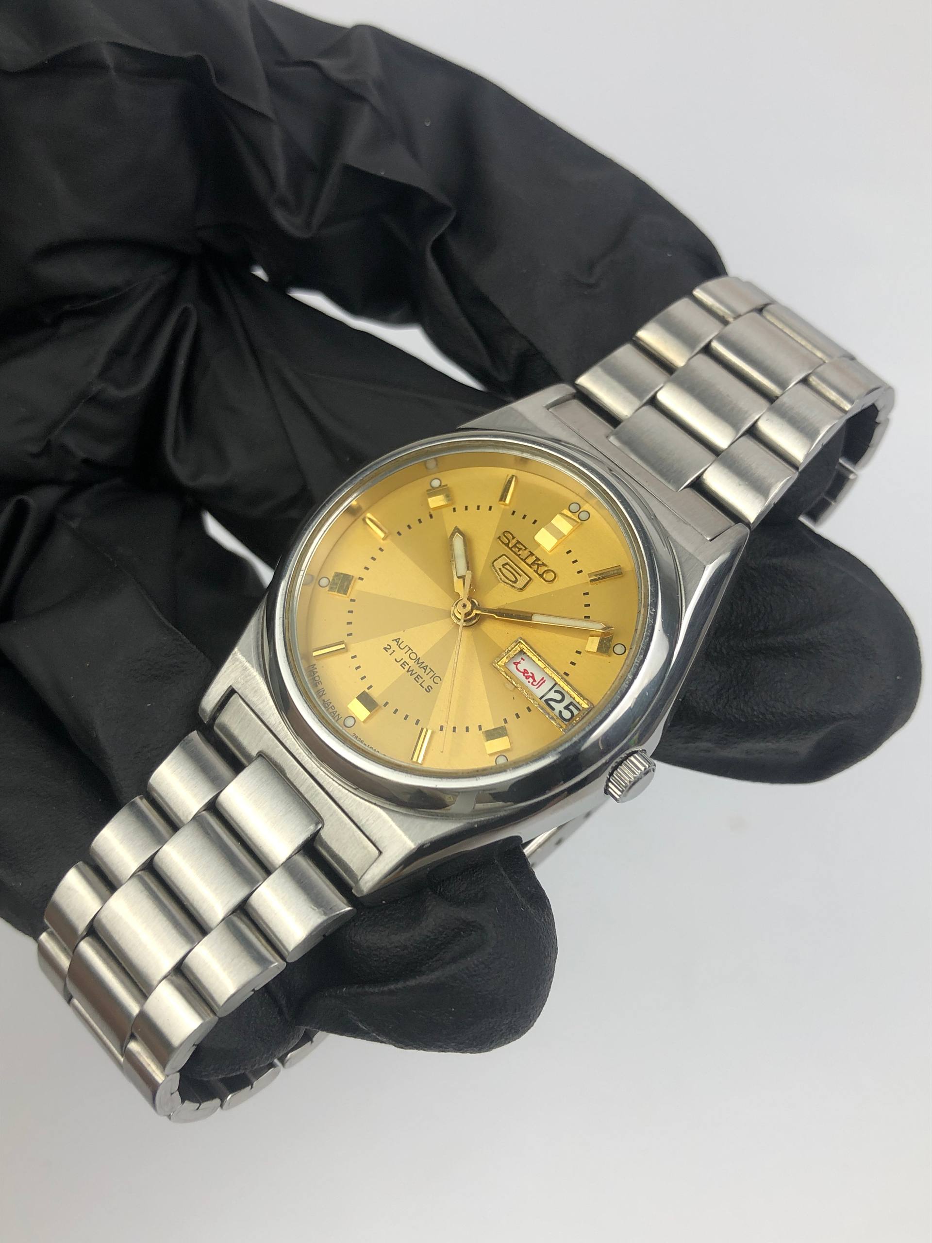 SEIKO 5 7S26-0450 YELLOW IKONIK DIAL ARABIC DAY - Gambar 4