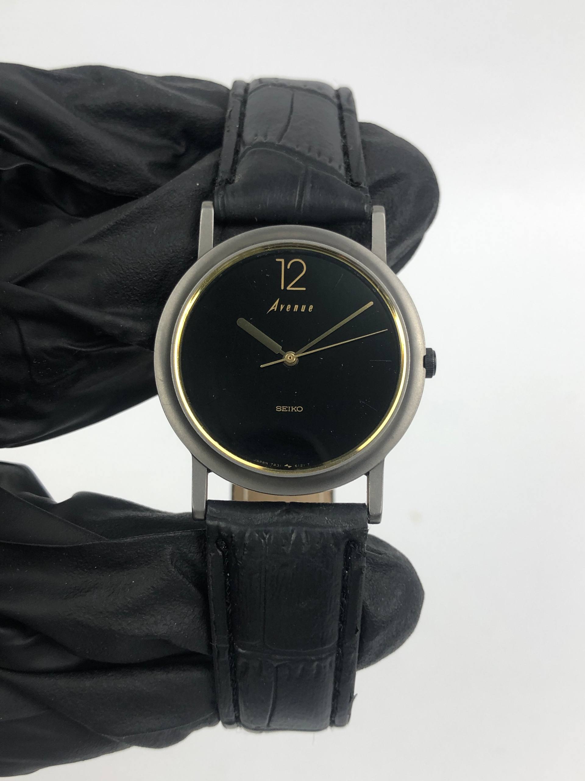 SEIKO 7431-6110 QUARTZ ROUND CASE BLACK DIAL - Gambar 2