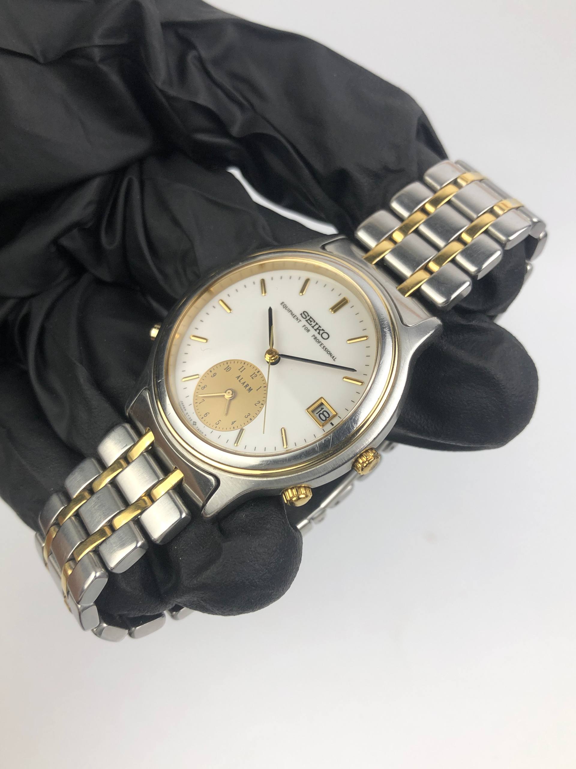 SEIKO 5T32-7A00 EQUIPMENT FIR PROFFESIONAL ALARM ALL ORI - Gambar 3
