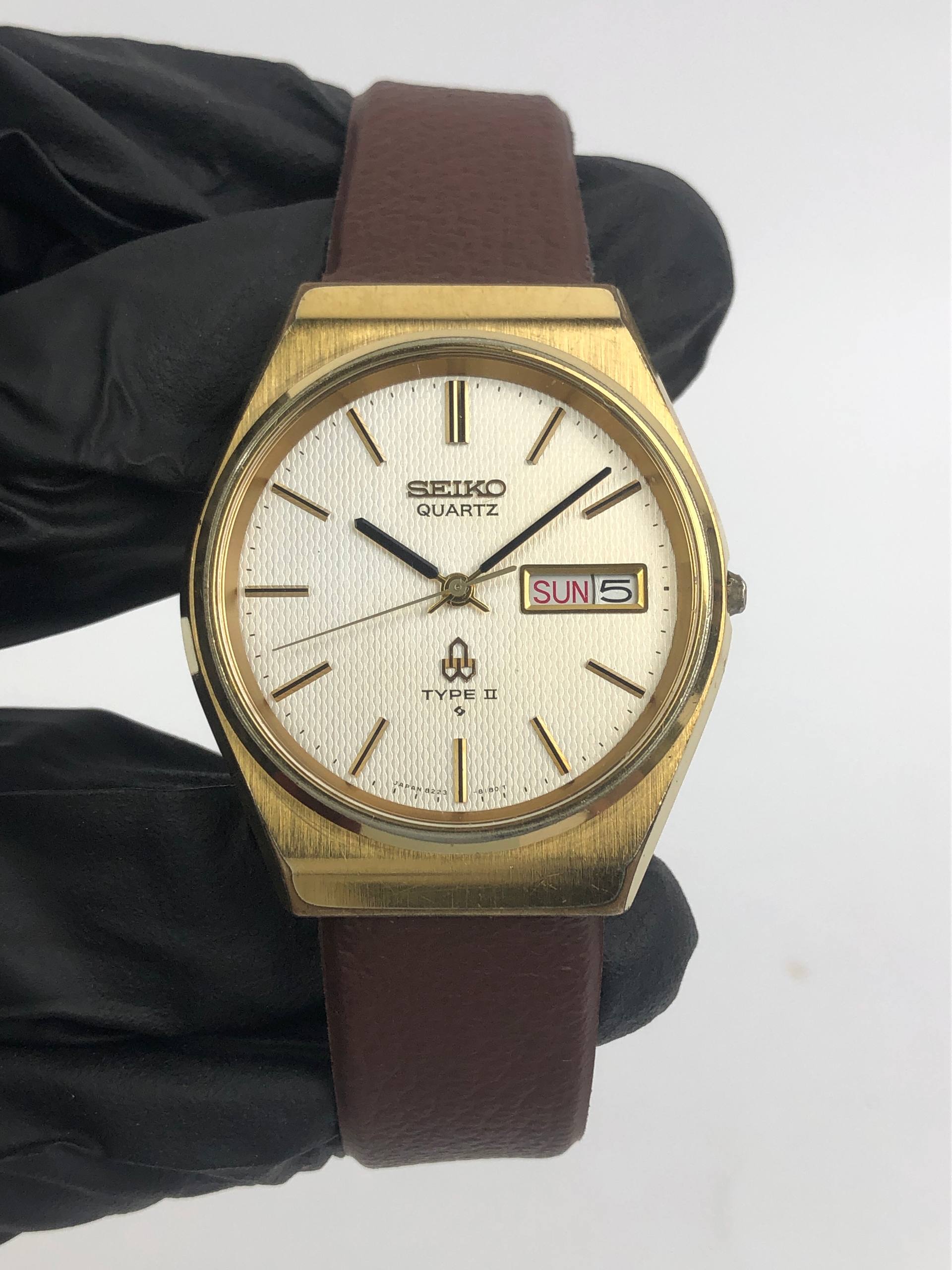 SEIKO TYPE II 8223-8090 TEXTURE DIAL BAR INDEX GOLD CASE - Gambar 2