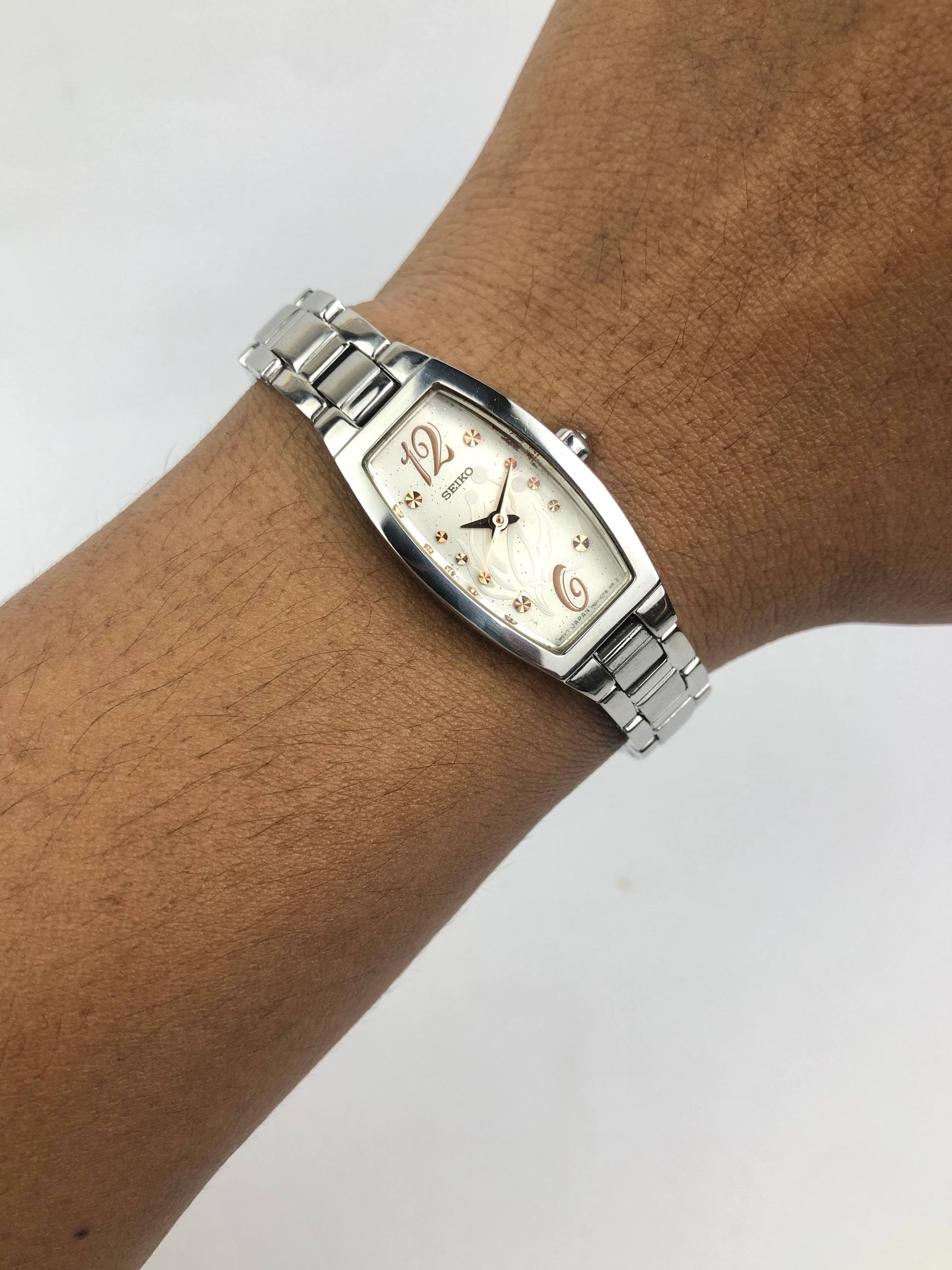 SEIKO 1N01-0PS0 QUARTZ JAPAN ALL ORI