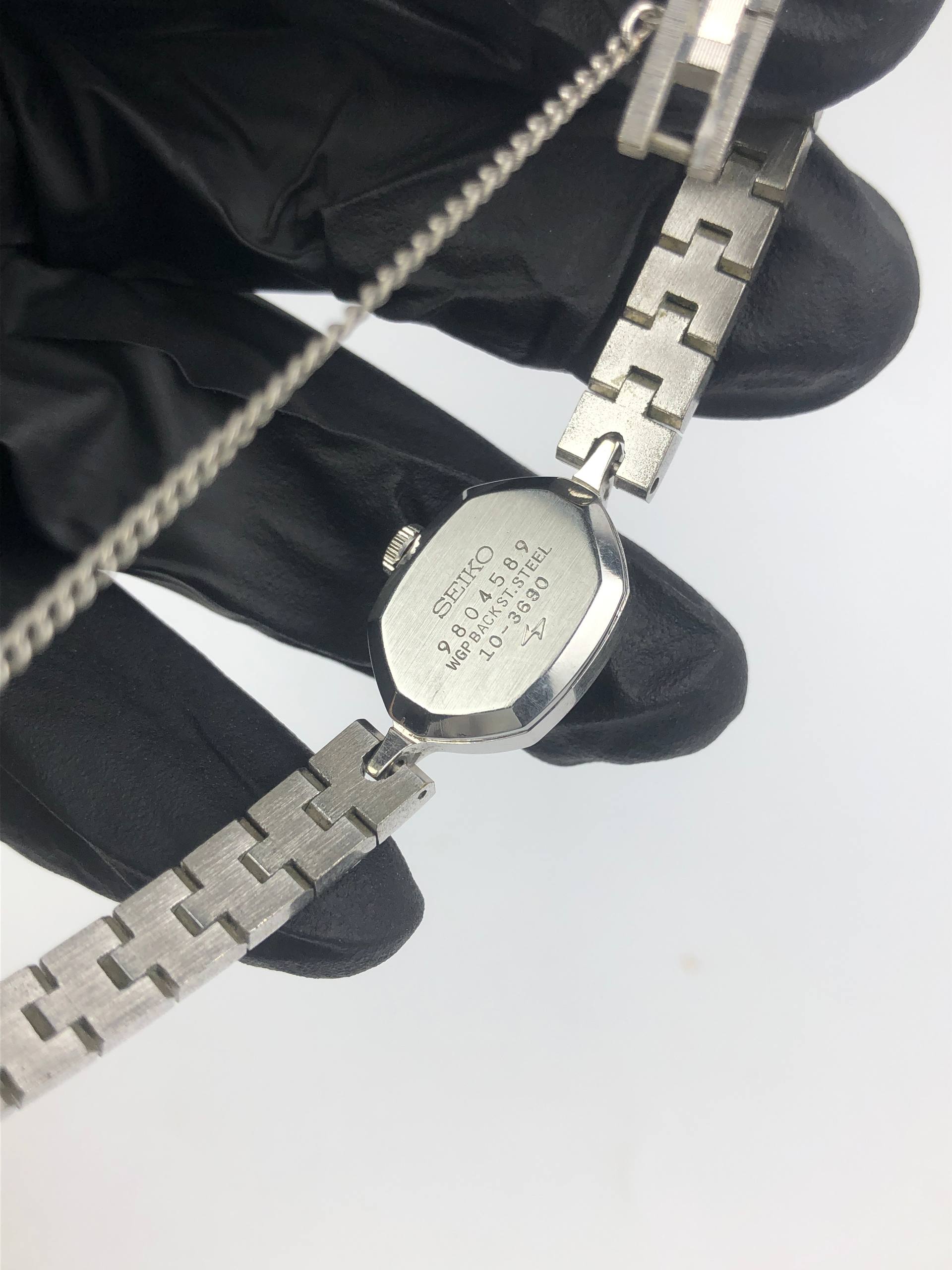 SEIKO WGP 10-3690 BANGLE MULTIGONAL CASE - Gambar 7