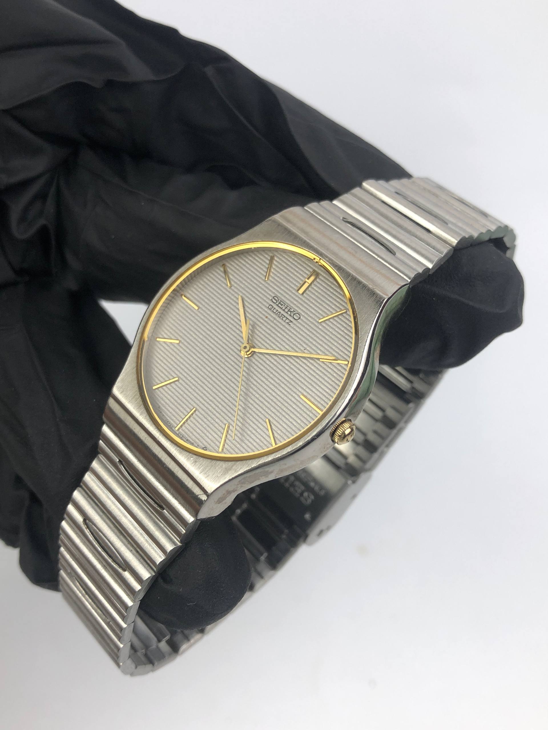 SEIKO 5Y31 THIN CASE TEXTURE LINEN GREY DIAL ALL ORI - Gambar 3