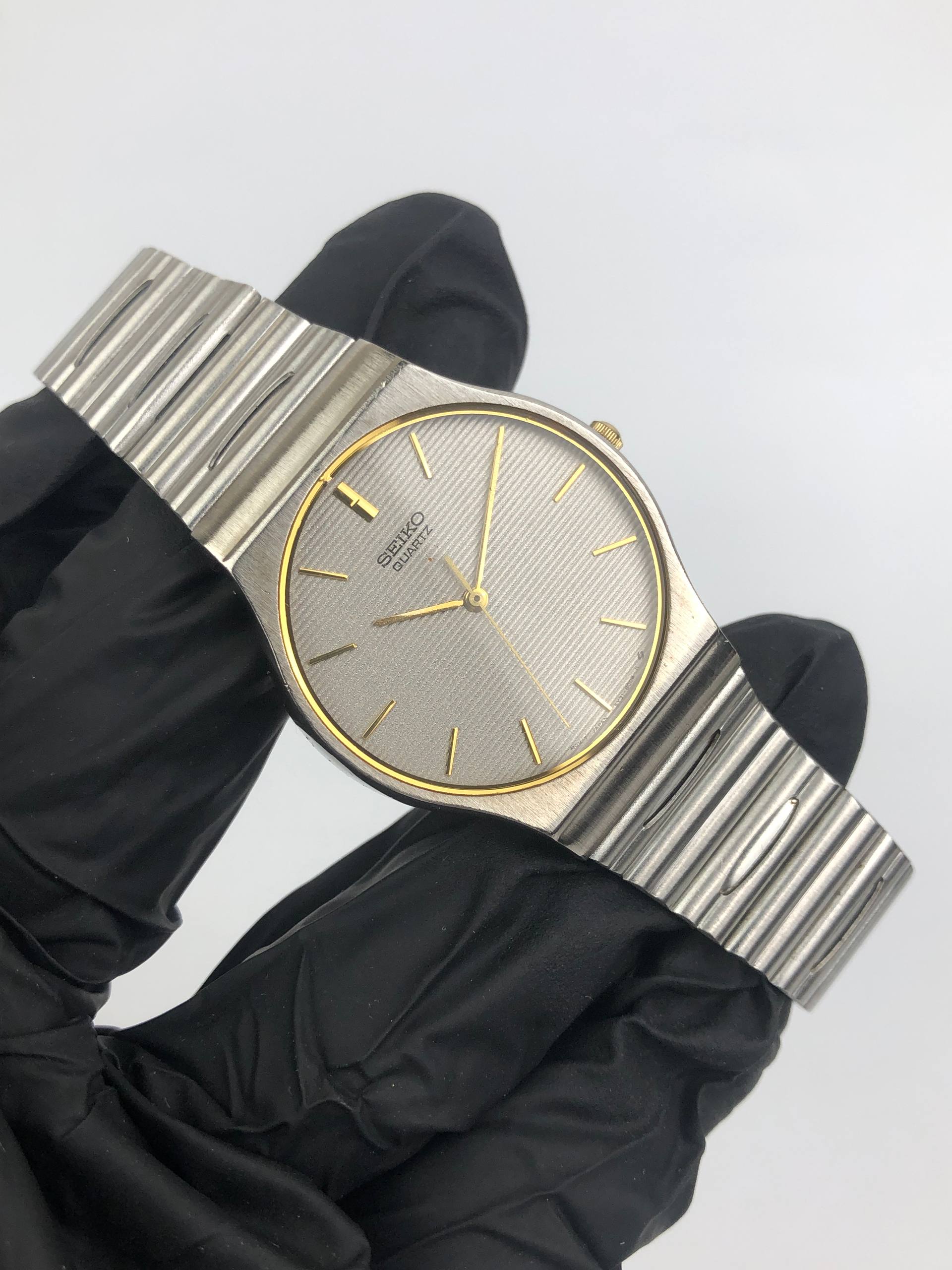 SEIKO 5Y31 THIN CASE TEXTURE LINEN GREY DIAL ALL ORI - Gambar 4